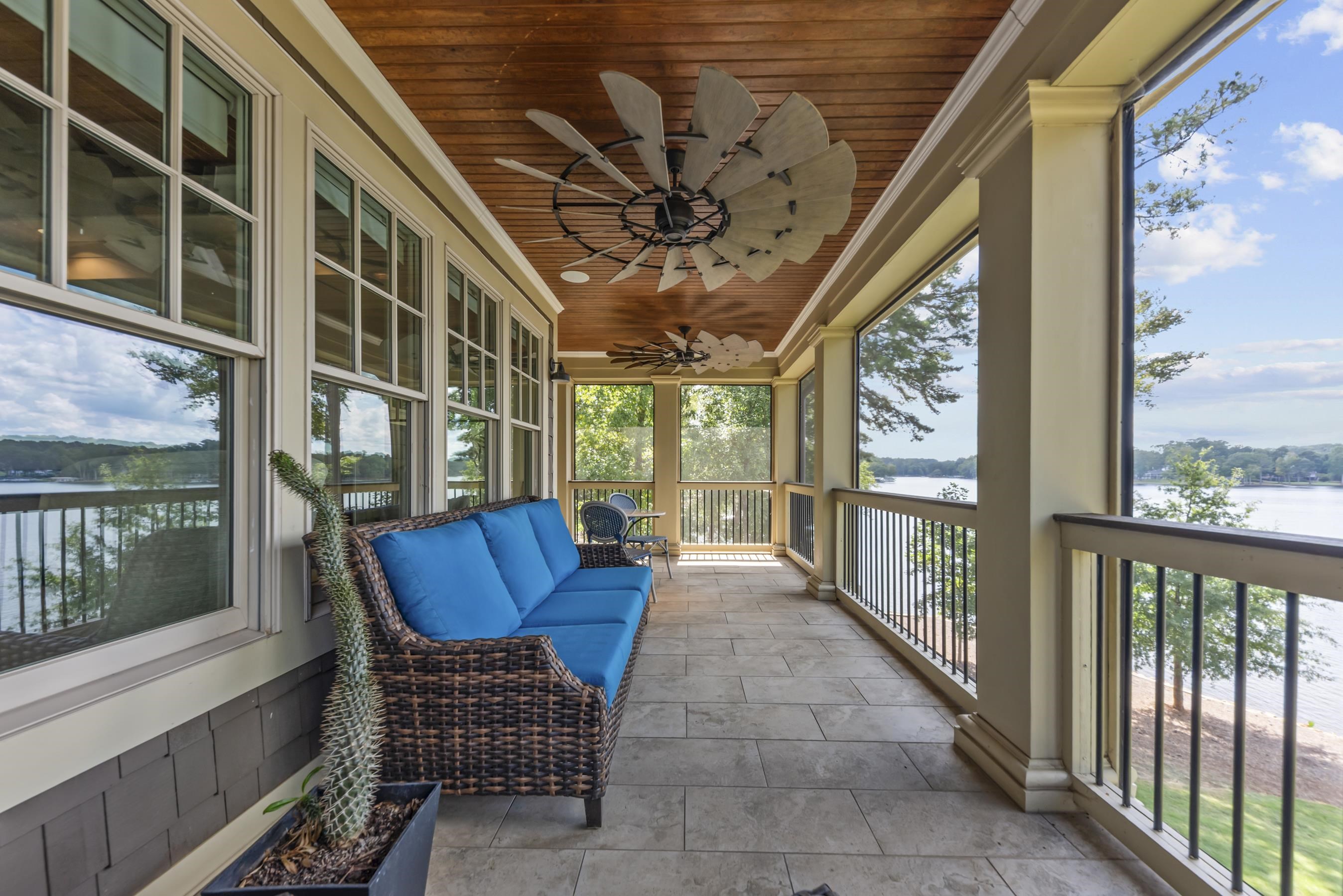 131 CAROLYN DRIVE image 42