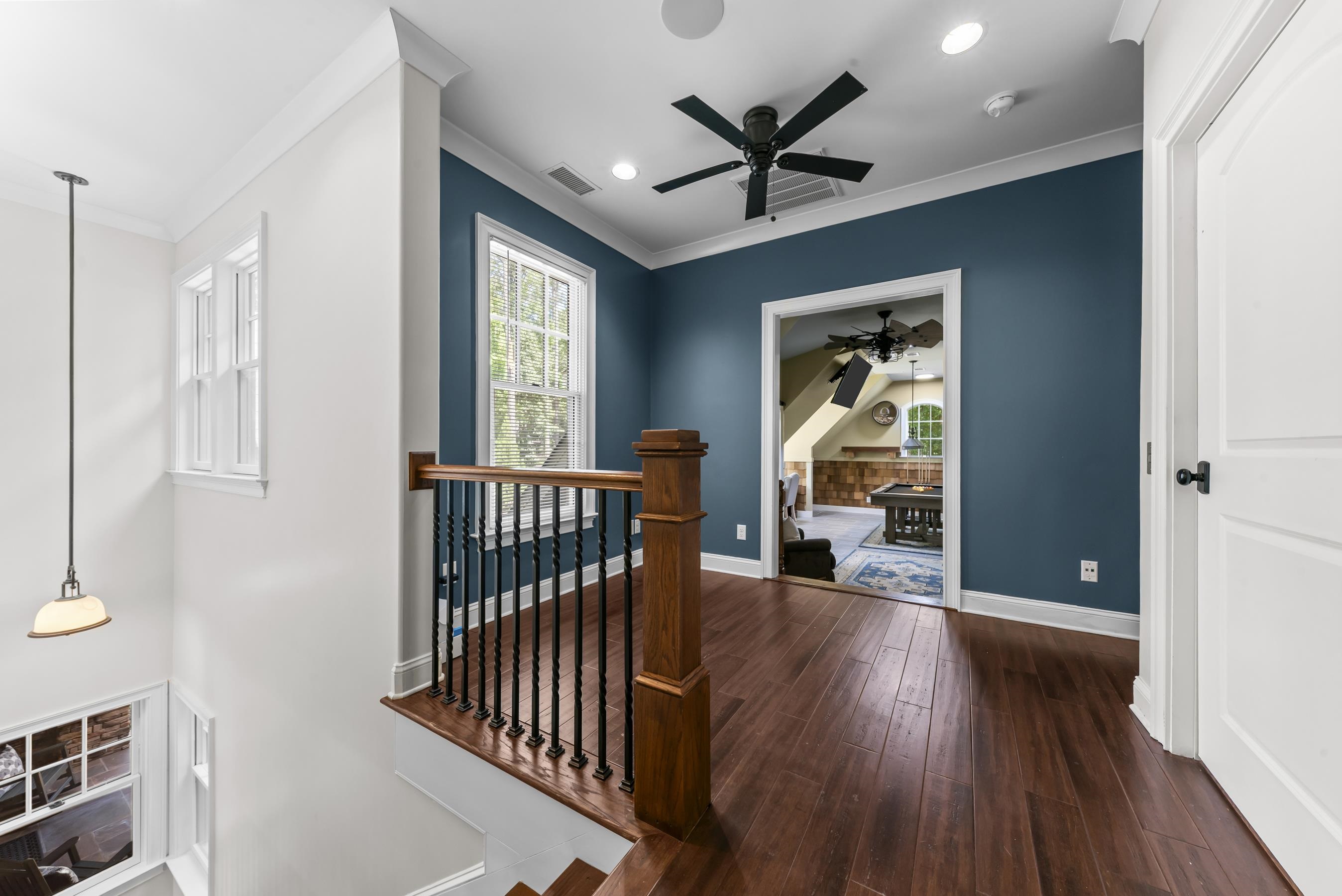 131 CAROLYN DRIVE image 44