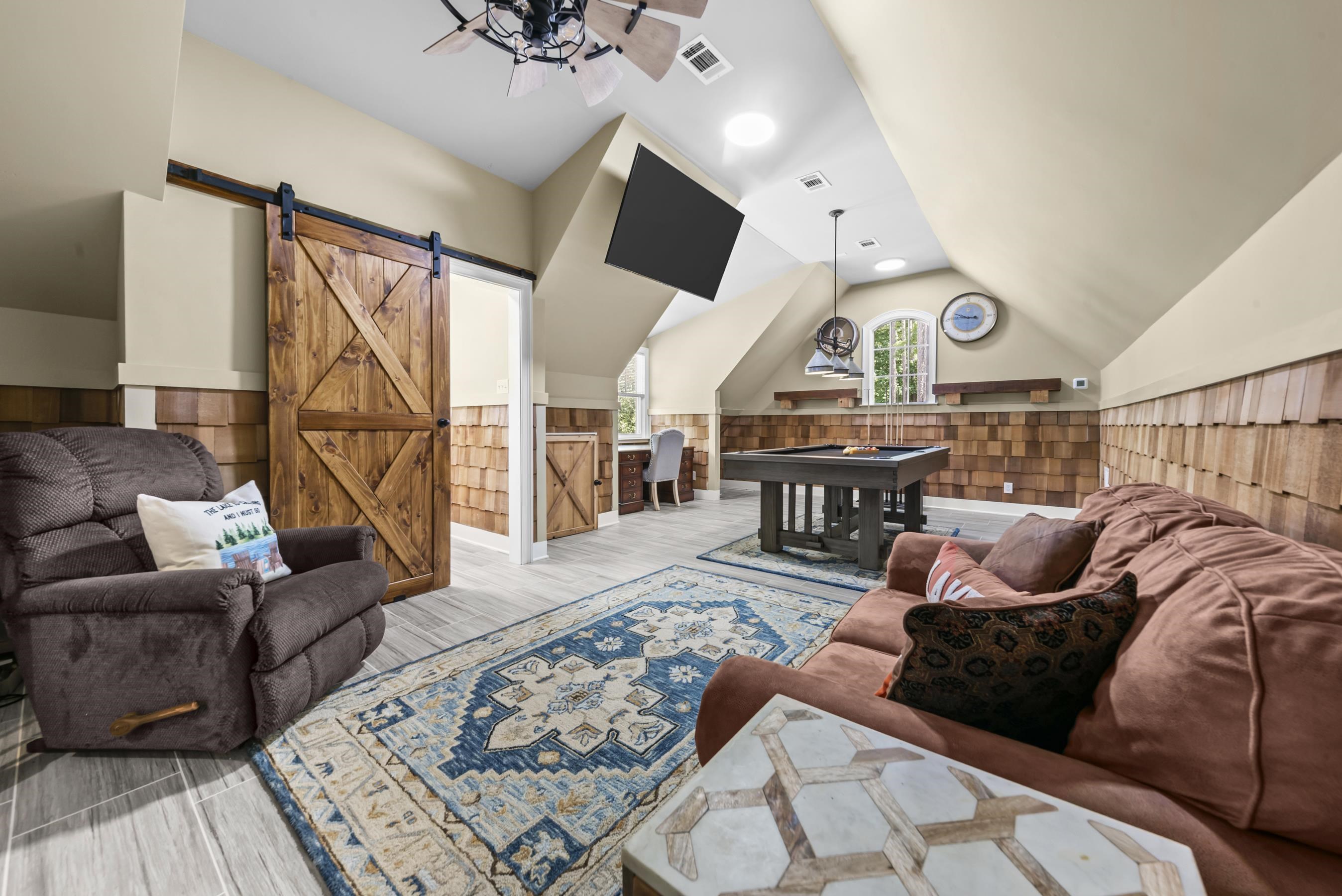 131 CAROLYN DRIVE image 45
