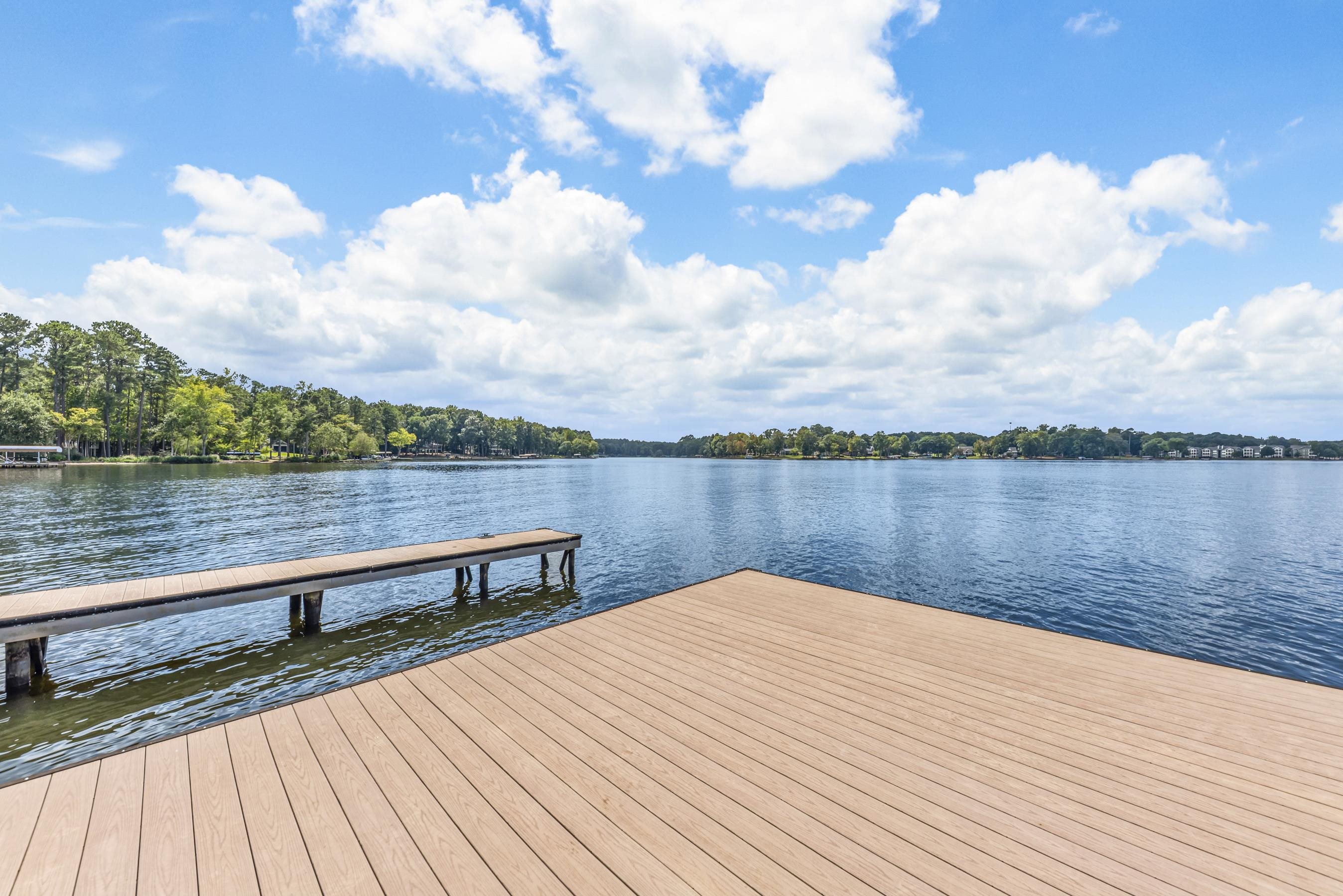 131 CAROLYN DRIVE image 8