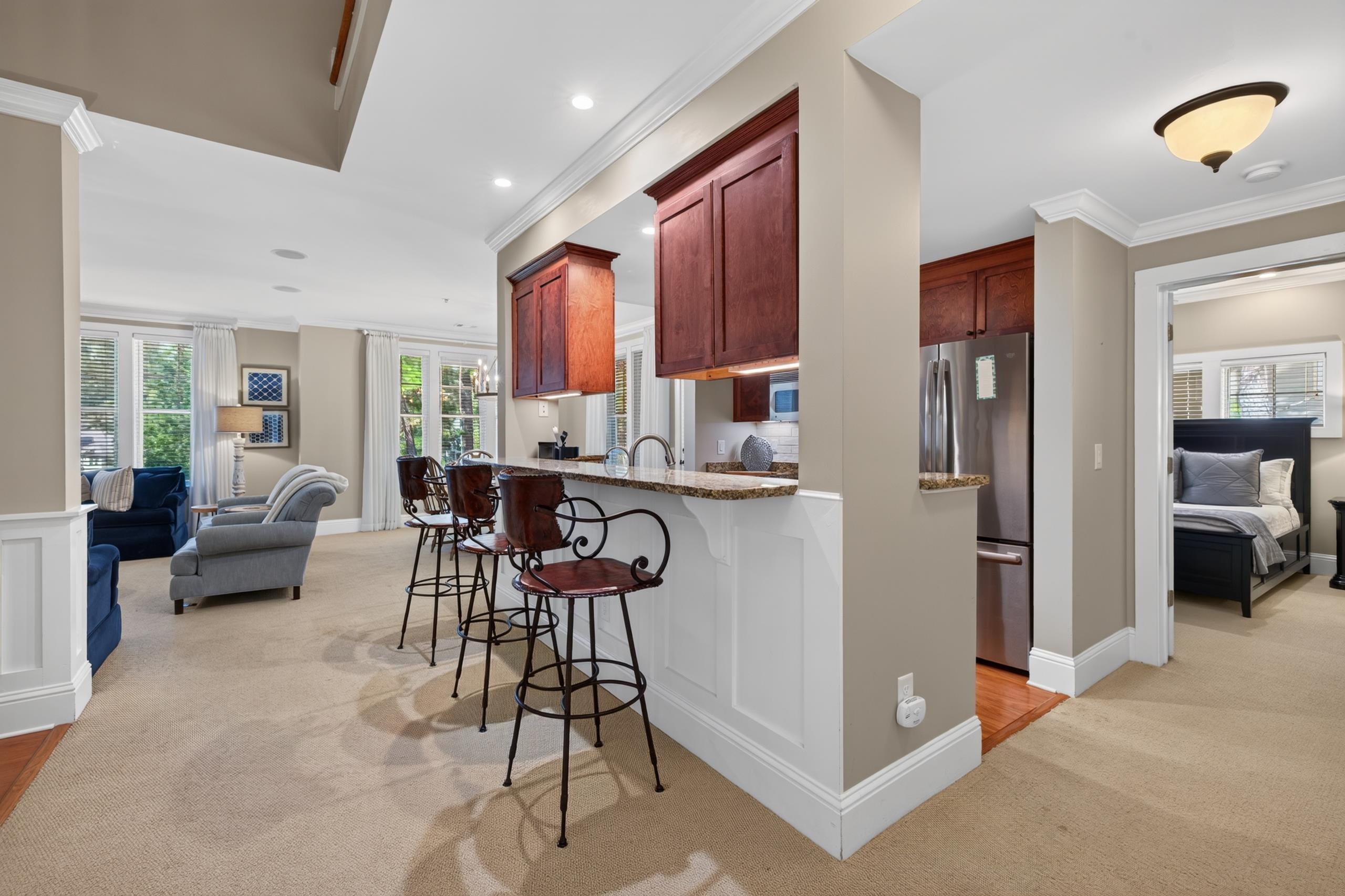1020 F CREEKSIDE image 15