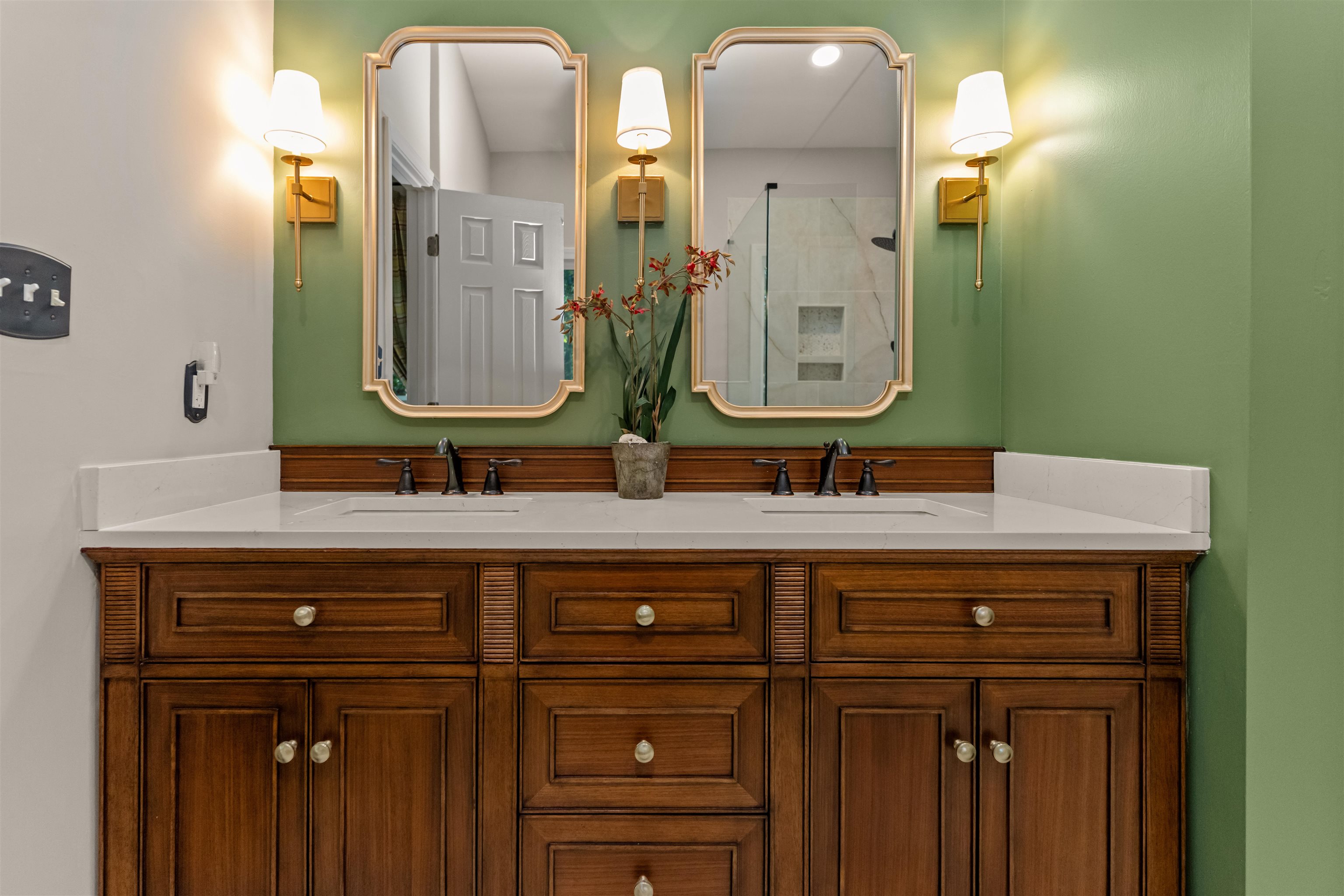 1181 SHOULDERBONE CIRCLE image 30