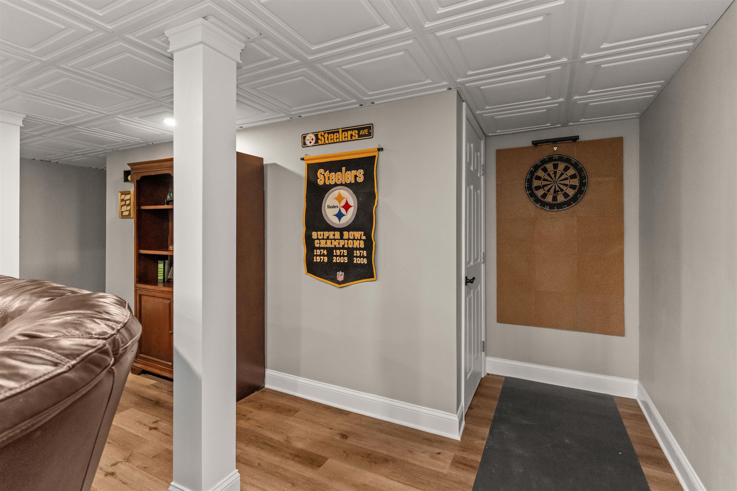 1181 SHOULDERBONE CIRCLE image 42