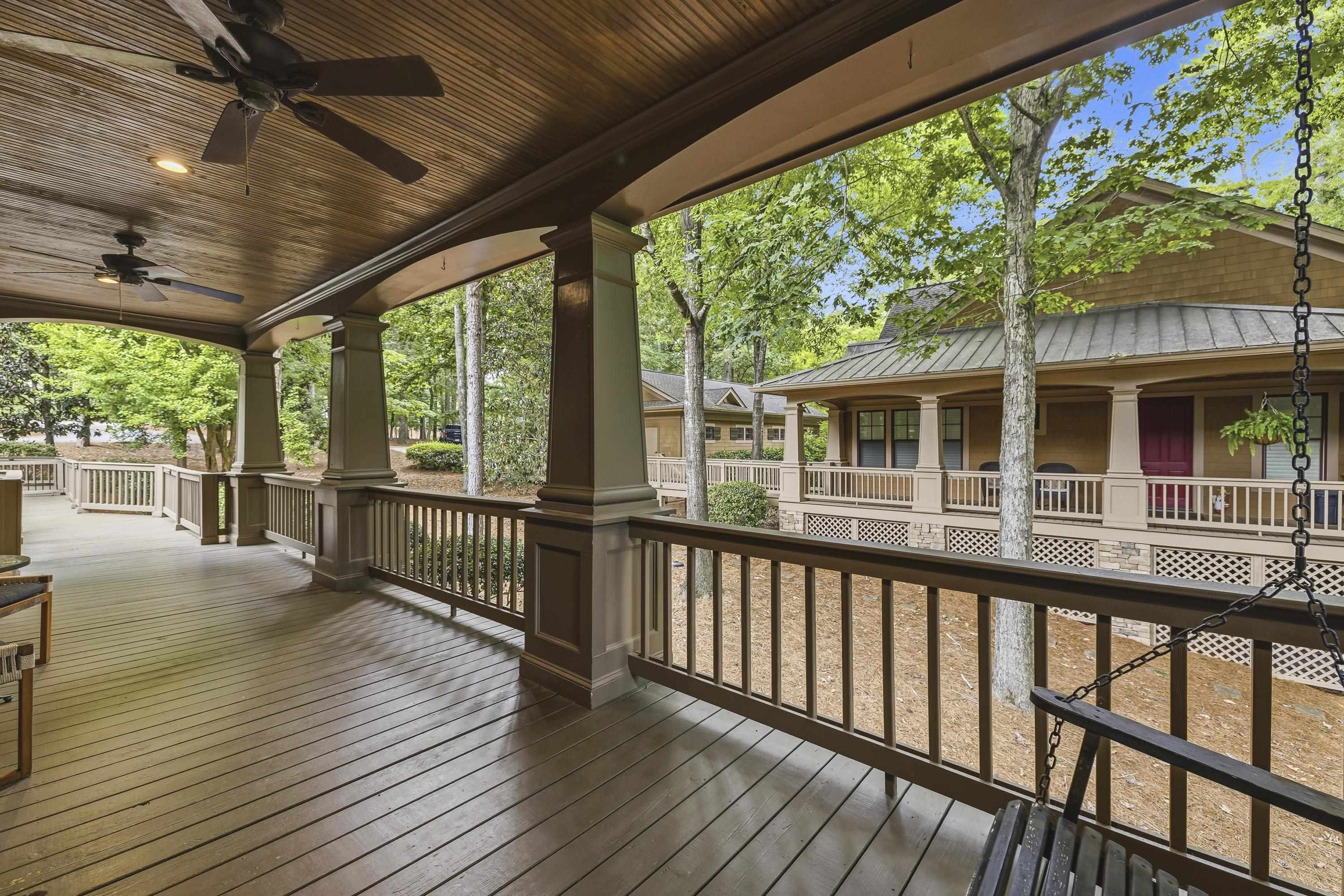 1041 LOCKETS TRAIL image 11