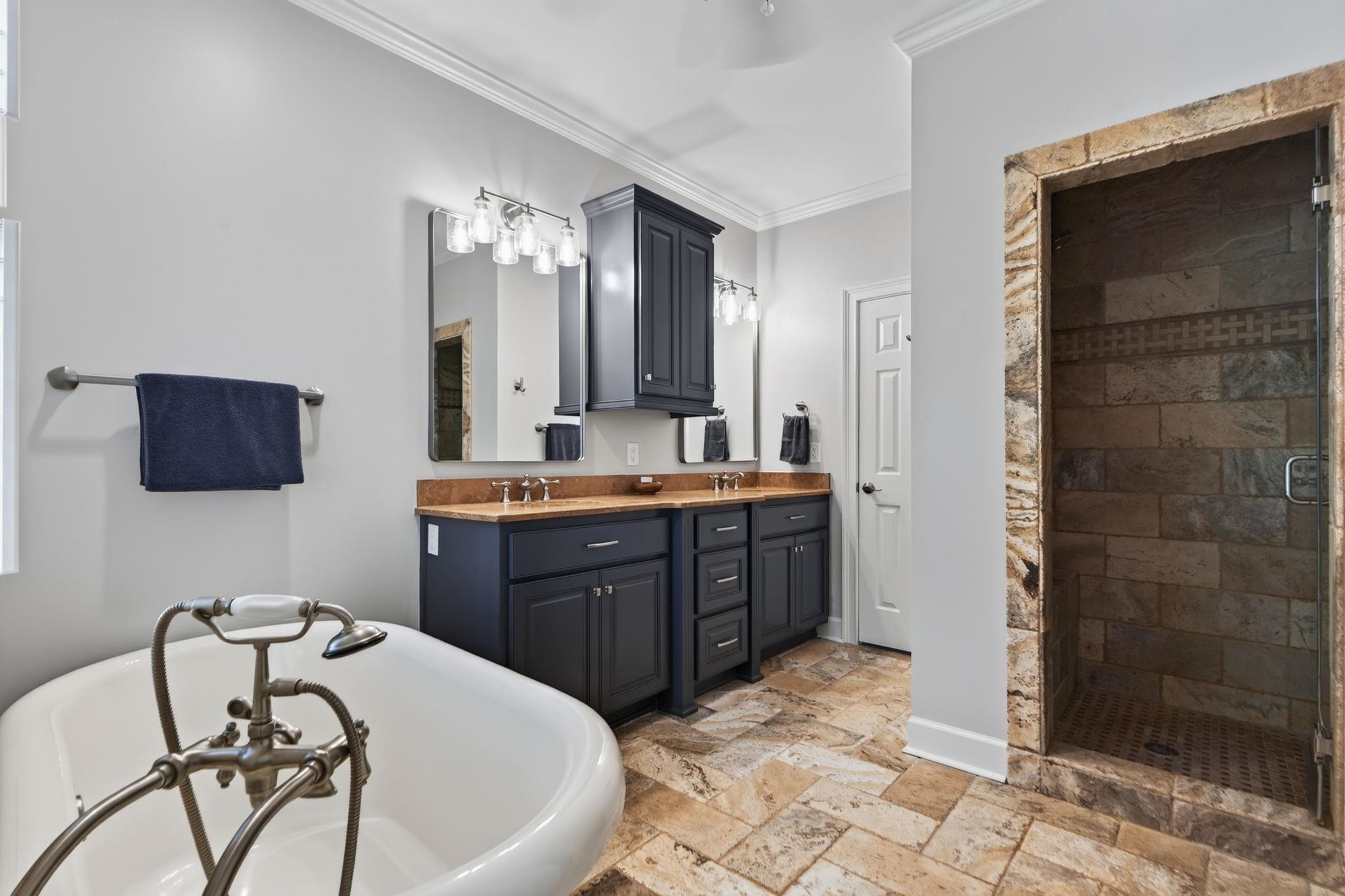 1180 MERCER TRAIL image 31