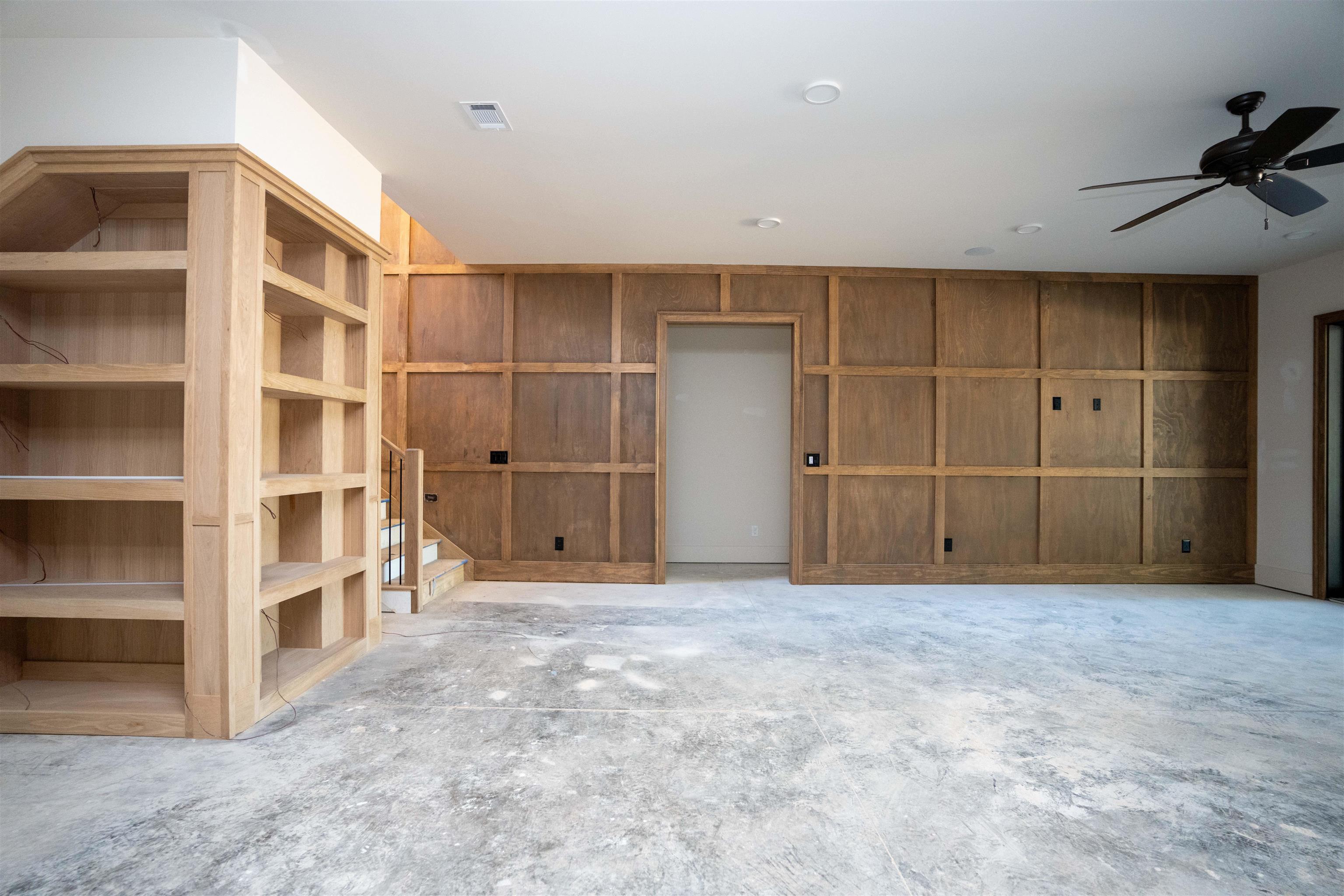 233 REYNOLDS DRIVE image 13