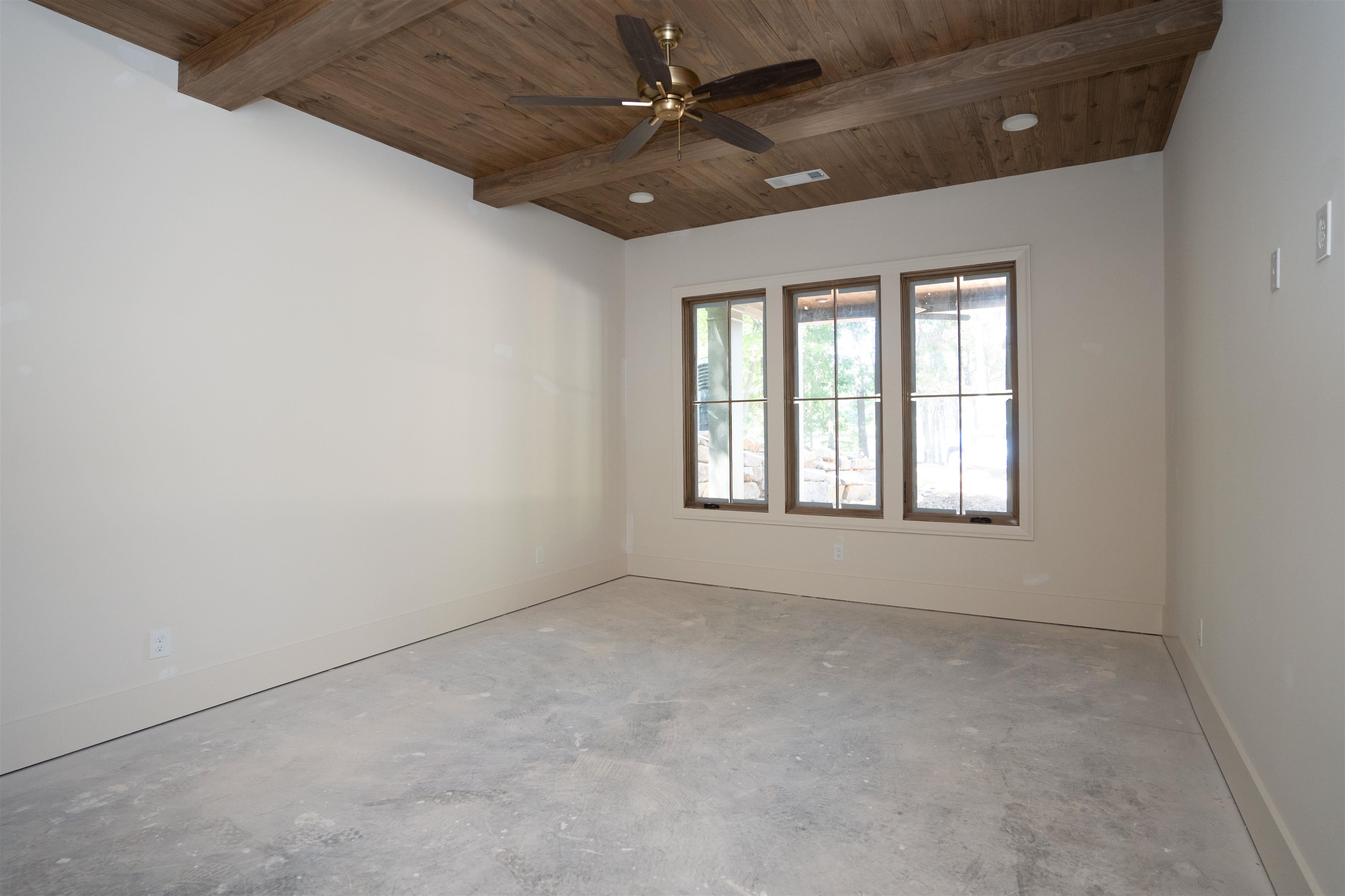 233 REYNOLDS DRIVE image 14