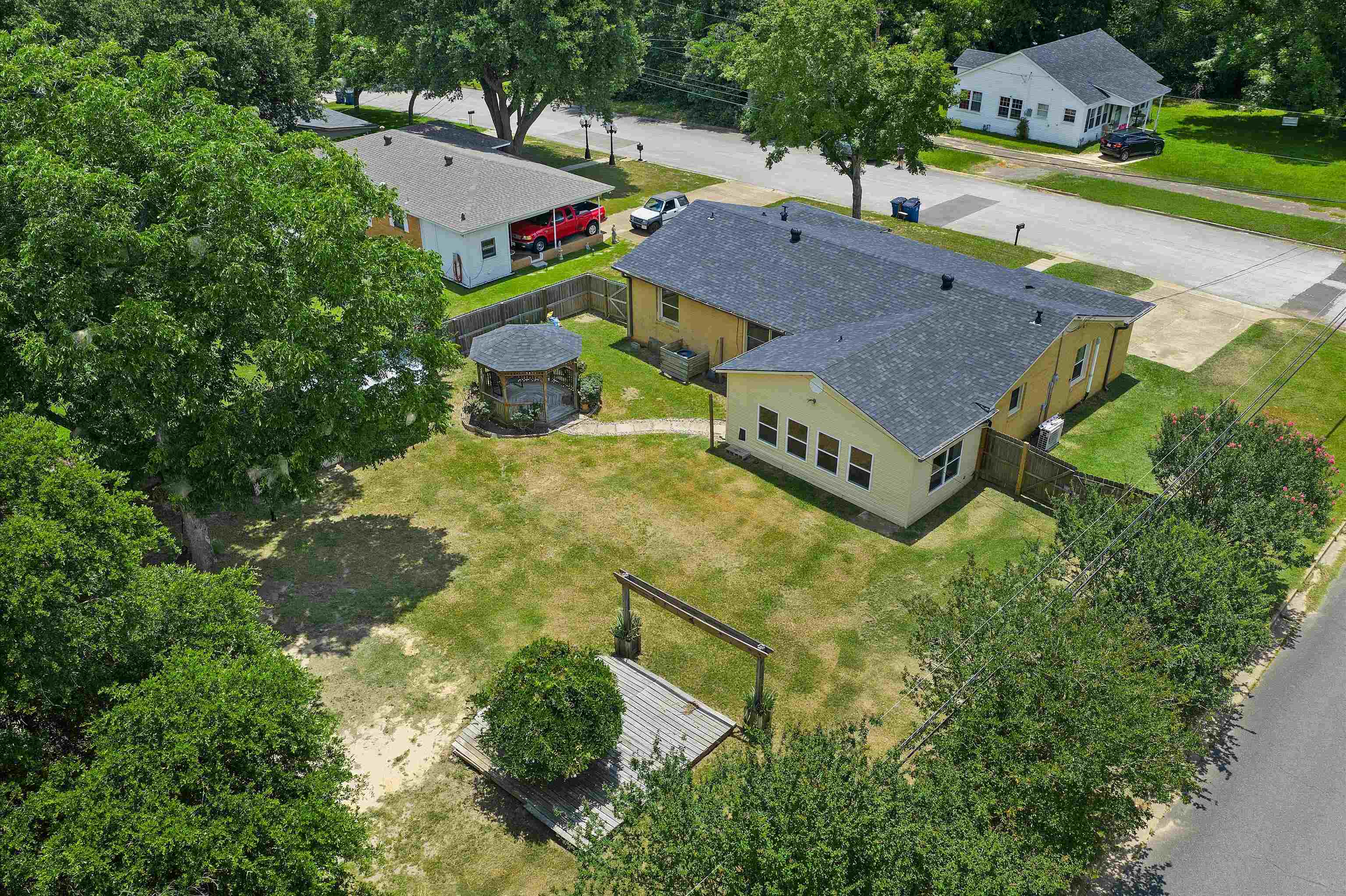 Property photo 4