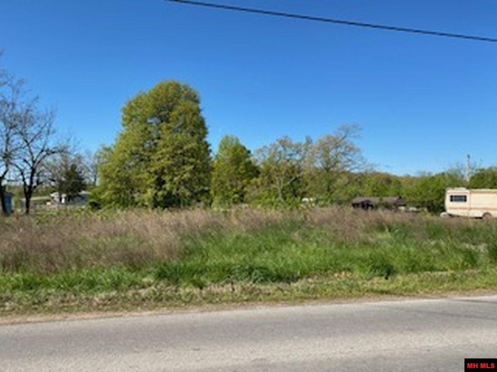 001-06983-002 Gregory Circle