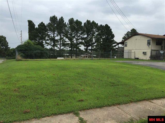 121 E Industrial Park