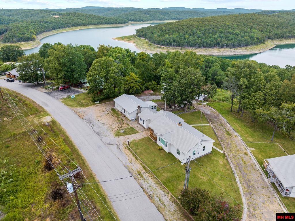 887 Howard Creek Road