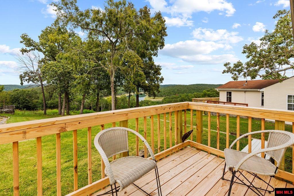 887 Howard Creek Road