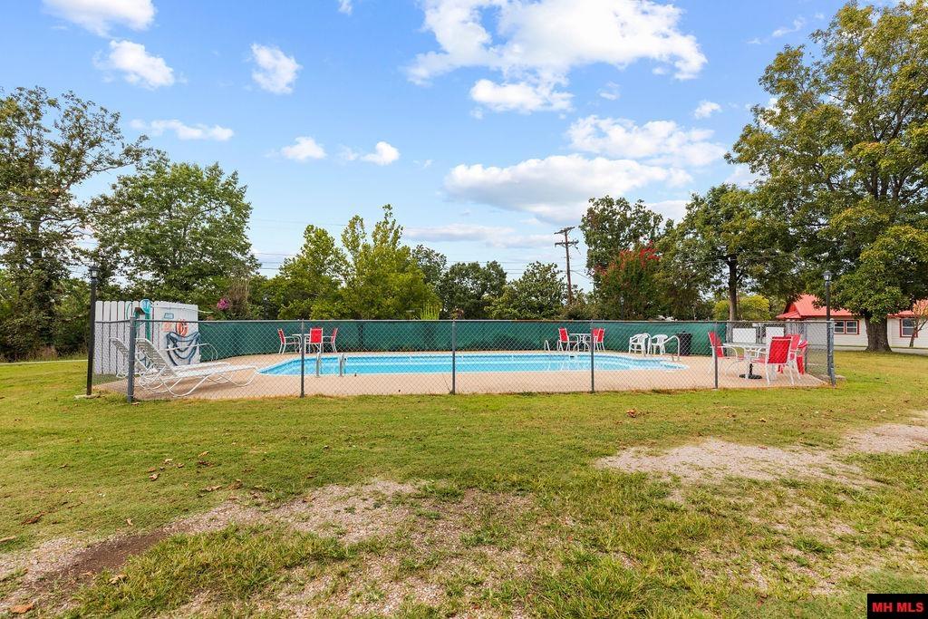 887 Howard Creek Road