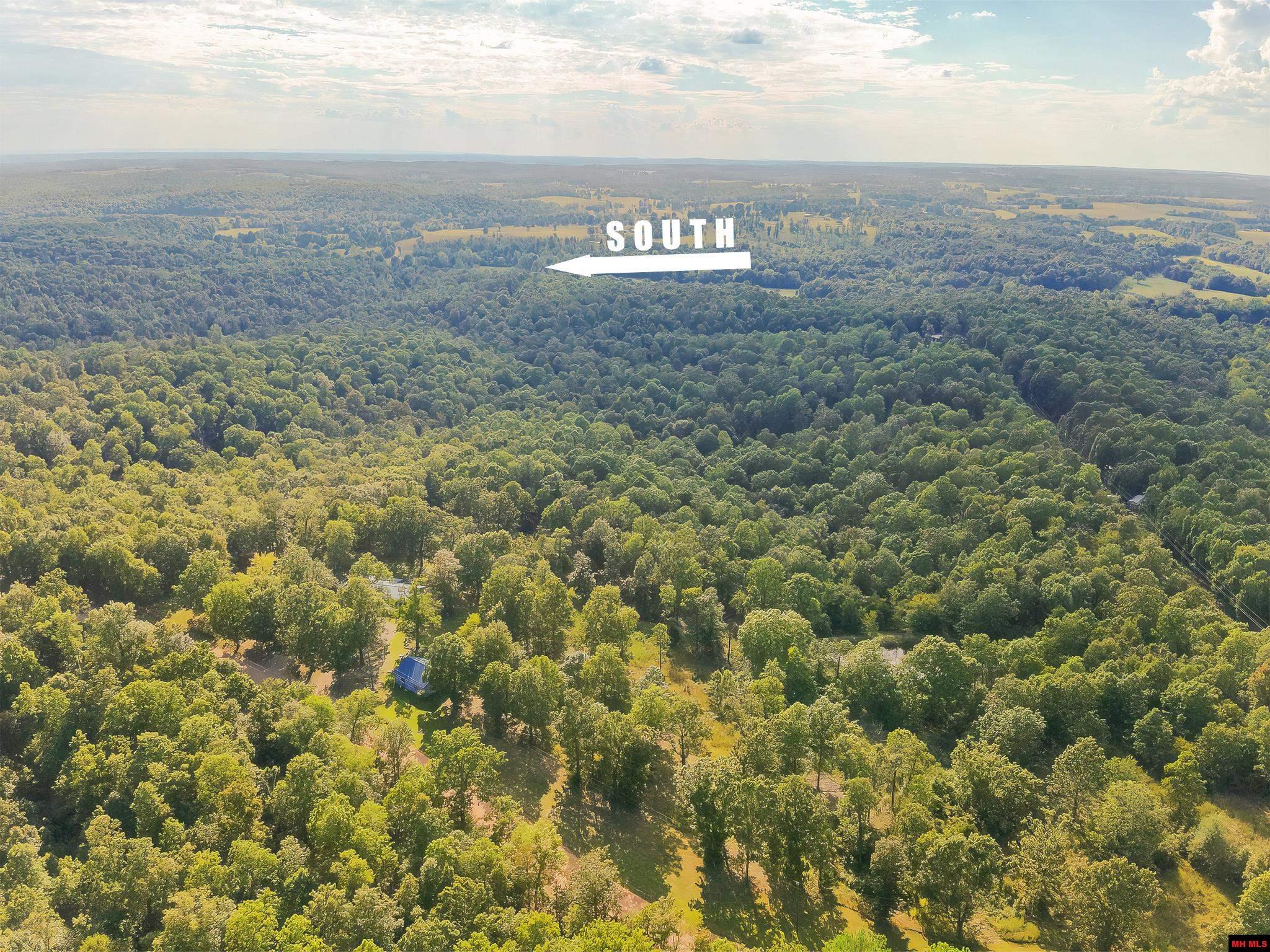 001-05099-000 Young Road