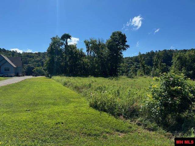 002-11244-042 Travis Terrace