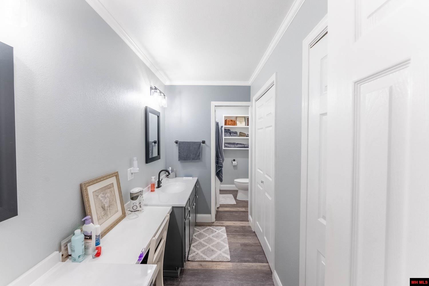 2325 FOUT ROAD Gamaliel, AR