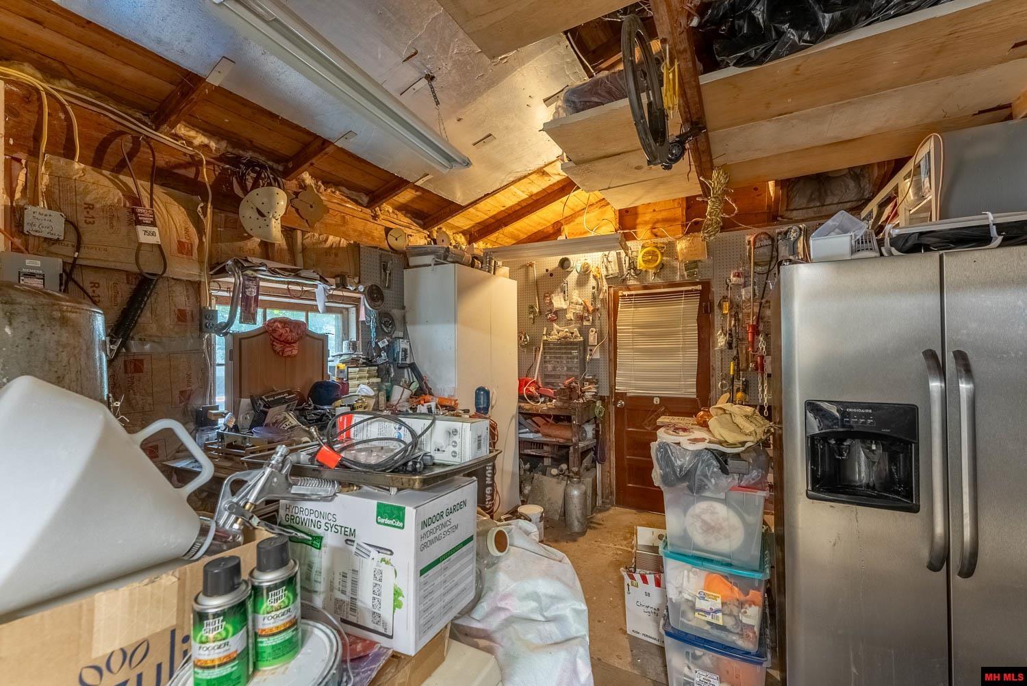 2325 FOUT ROAD Gamaliel, AR