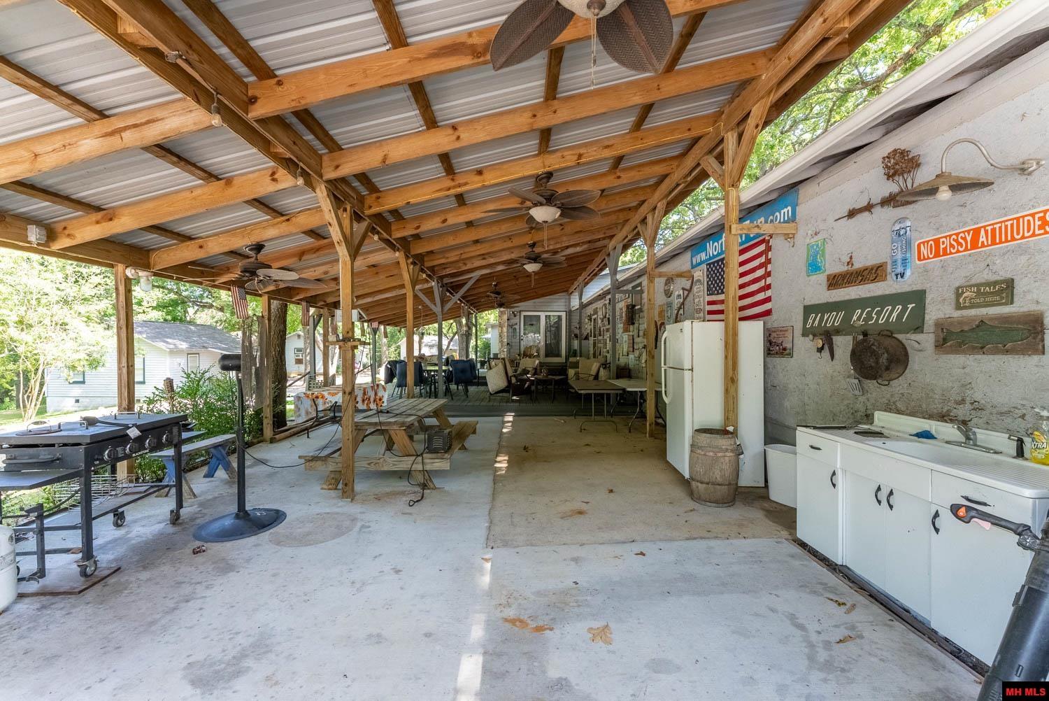 2325 FOUT ROAD Gamaliel, AR