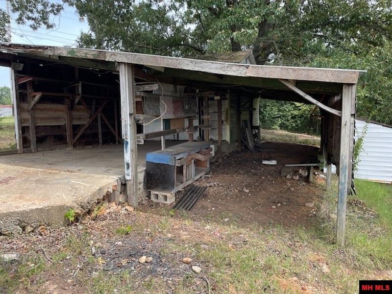 5151 HWY 62 EAST Mountain Home, AR