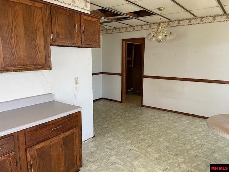 5151 HWY 62 EAST Mountain Home, AR