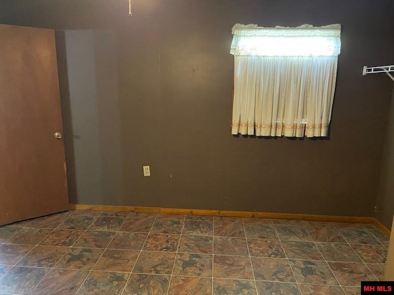 5151 HWY 62 EAST Mountain Home, AR