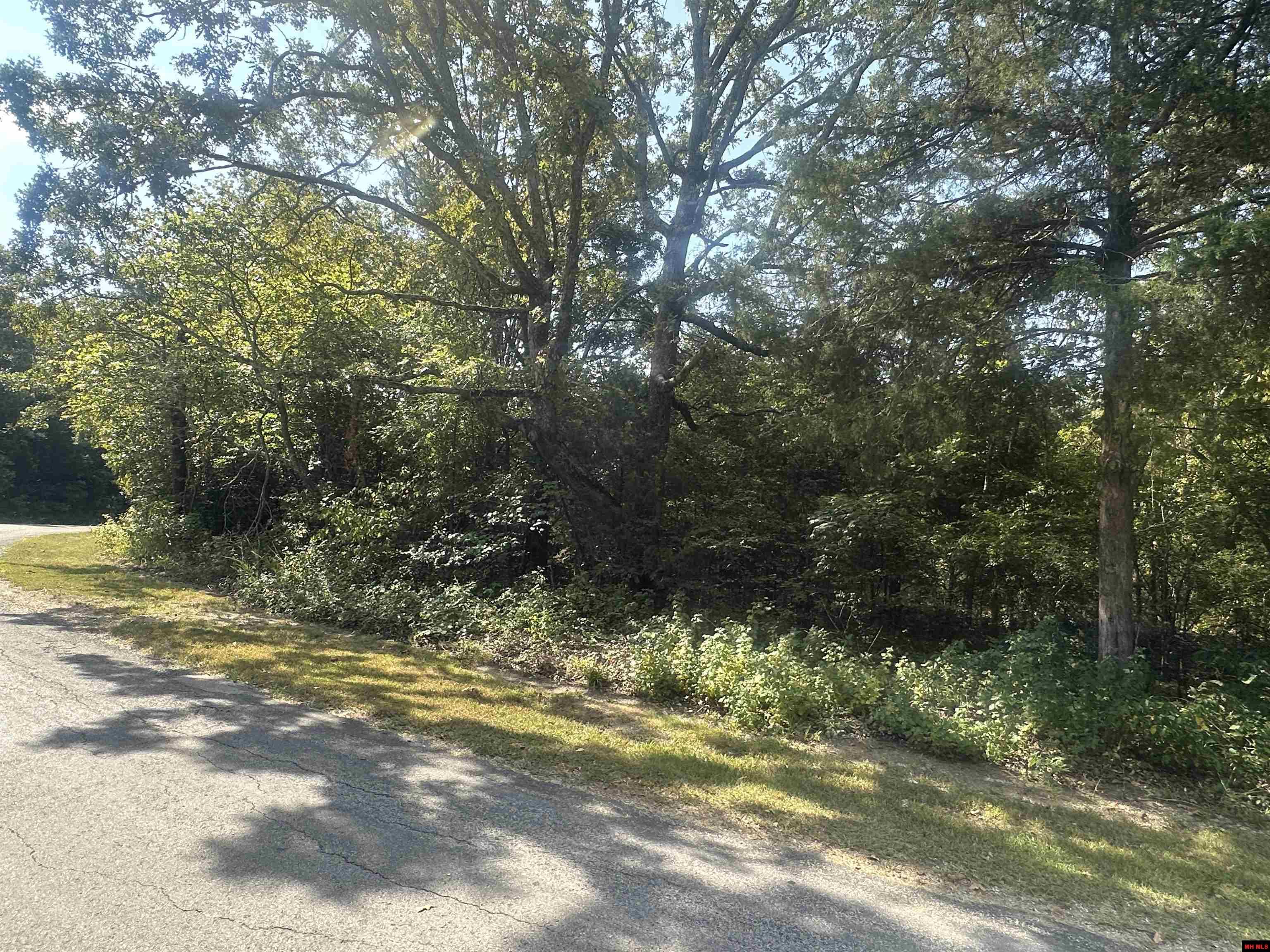 301 W Lansing Avenue