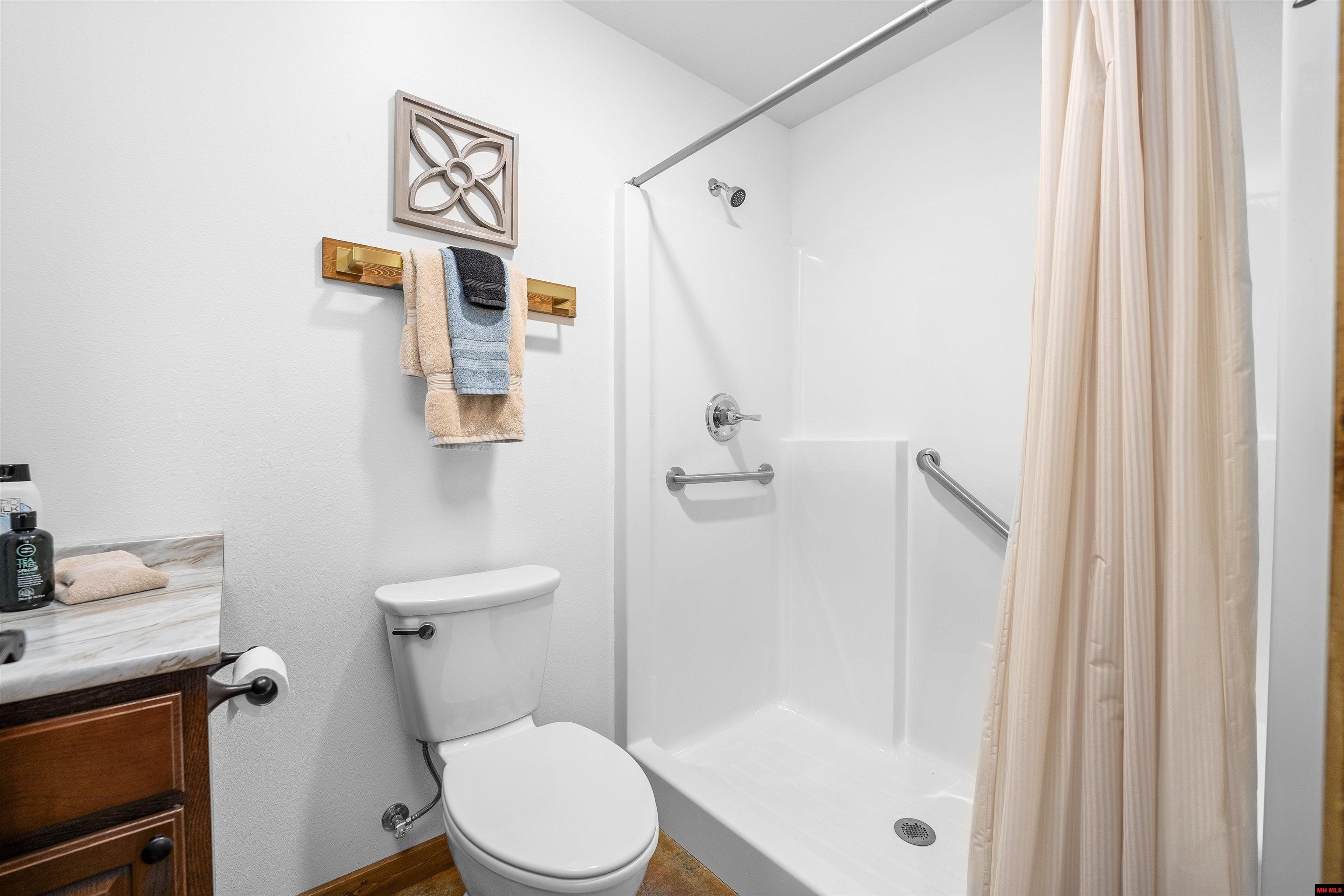 2891 SHIPPS DRIVE Norfork, AR