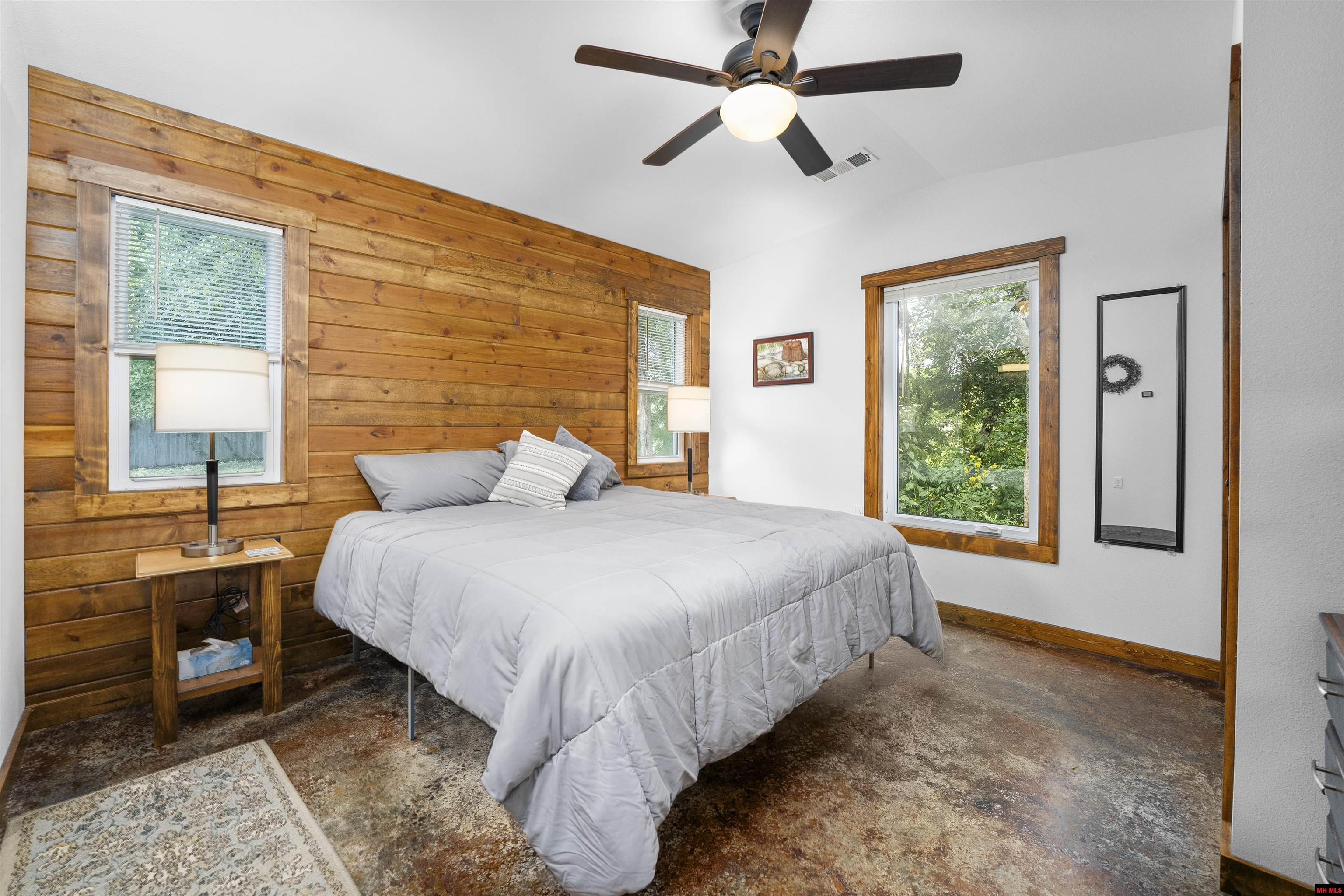 2891 SHIPPS DRIVE Norfork, AR