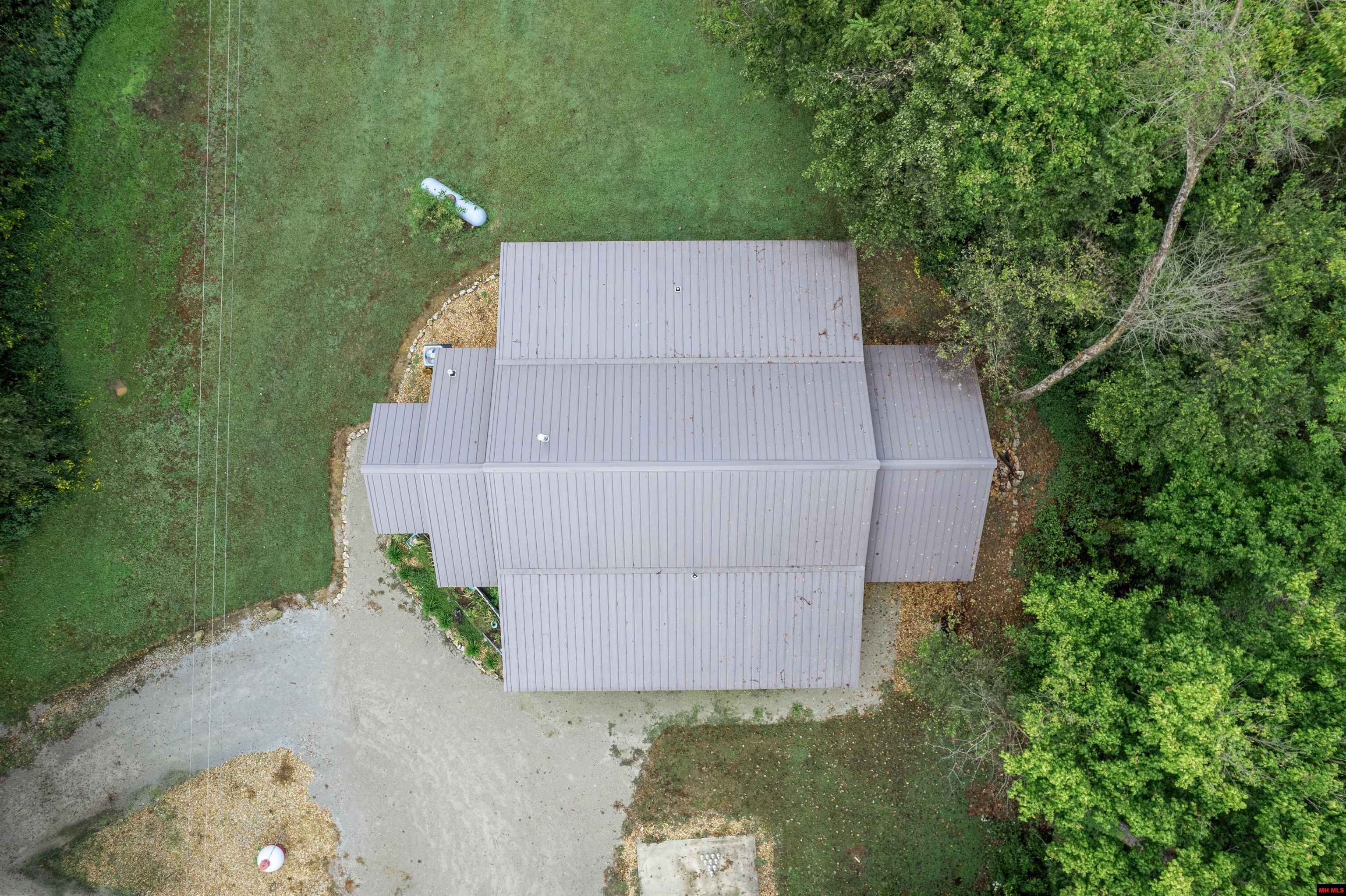 2891 SHIPPS DRIVE Norfork, AR