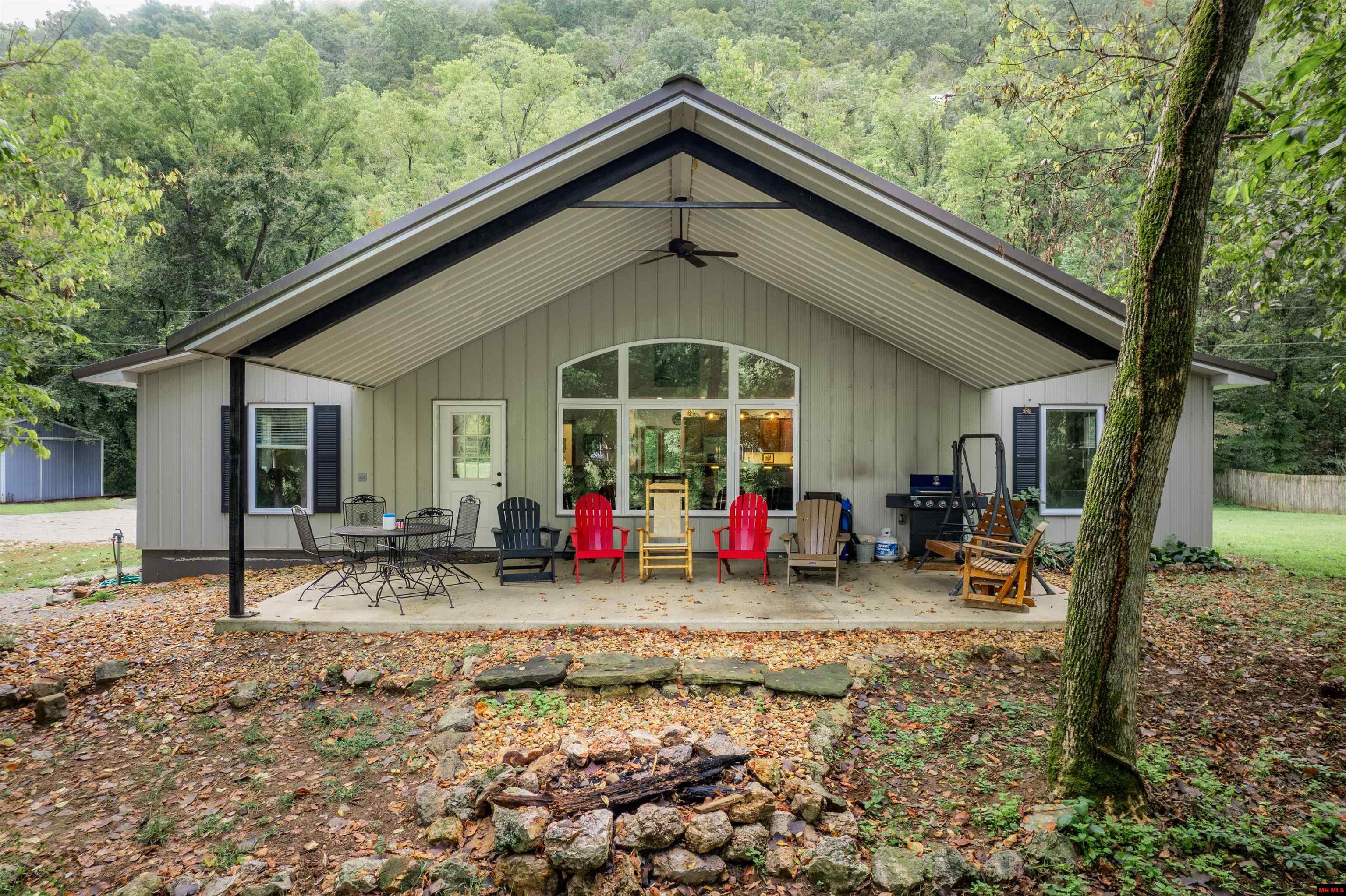 2891 SHIPPS DRIVE Norfork, AR