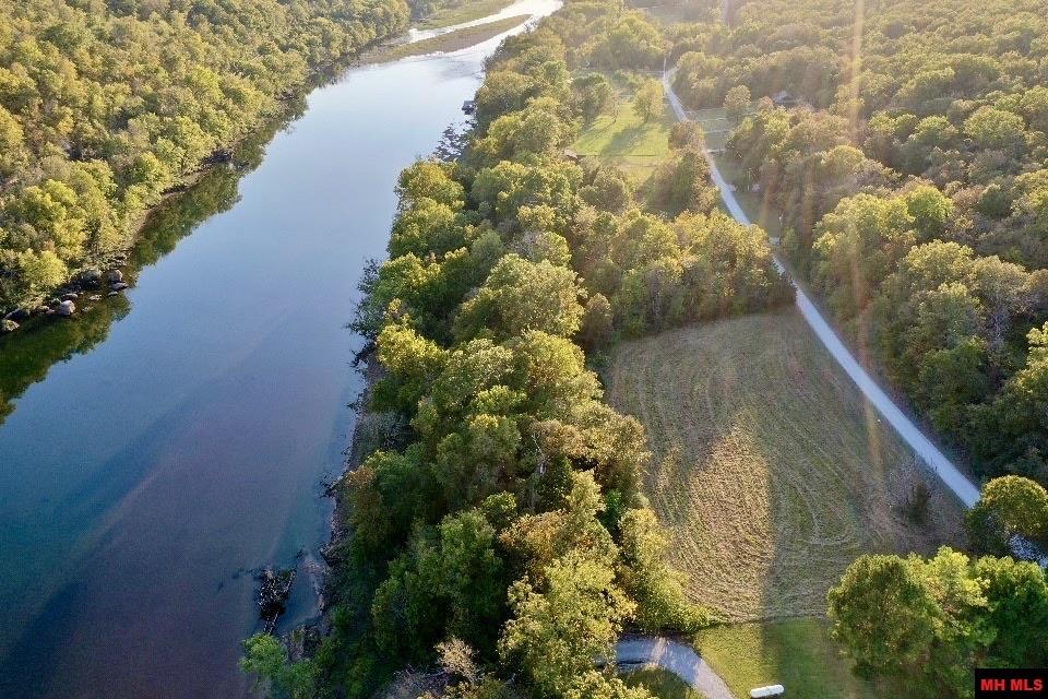 Lot 7 Riverside Drive