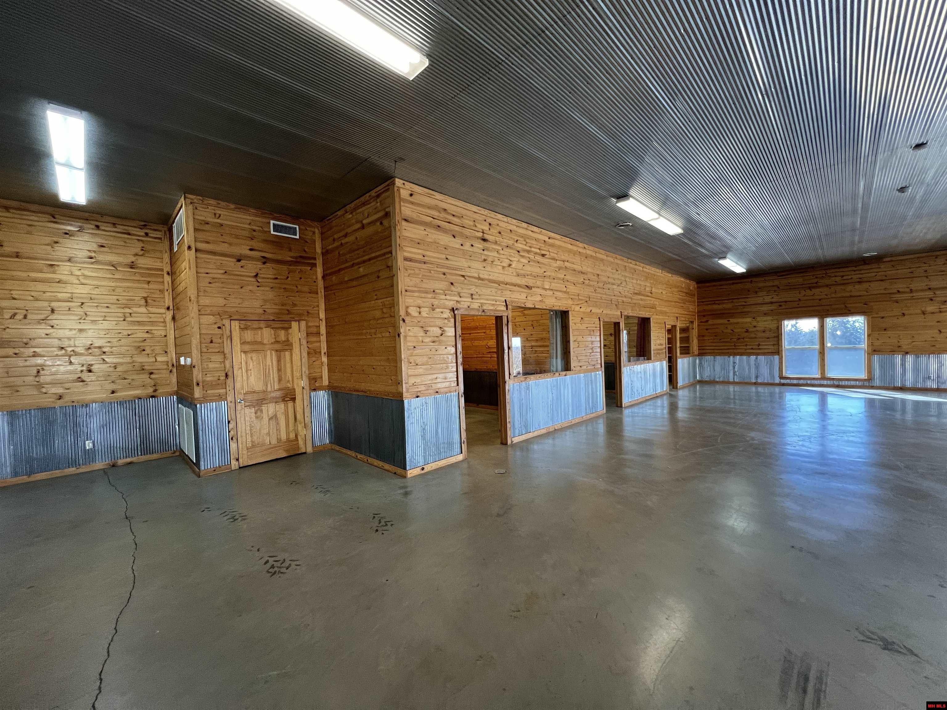 73 CR 842 Henderson, AR