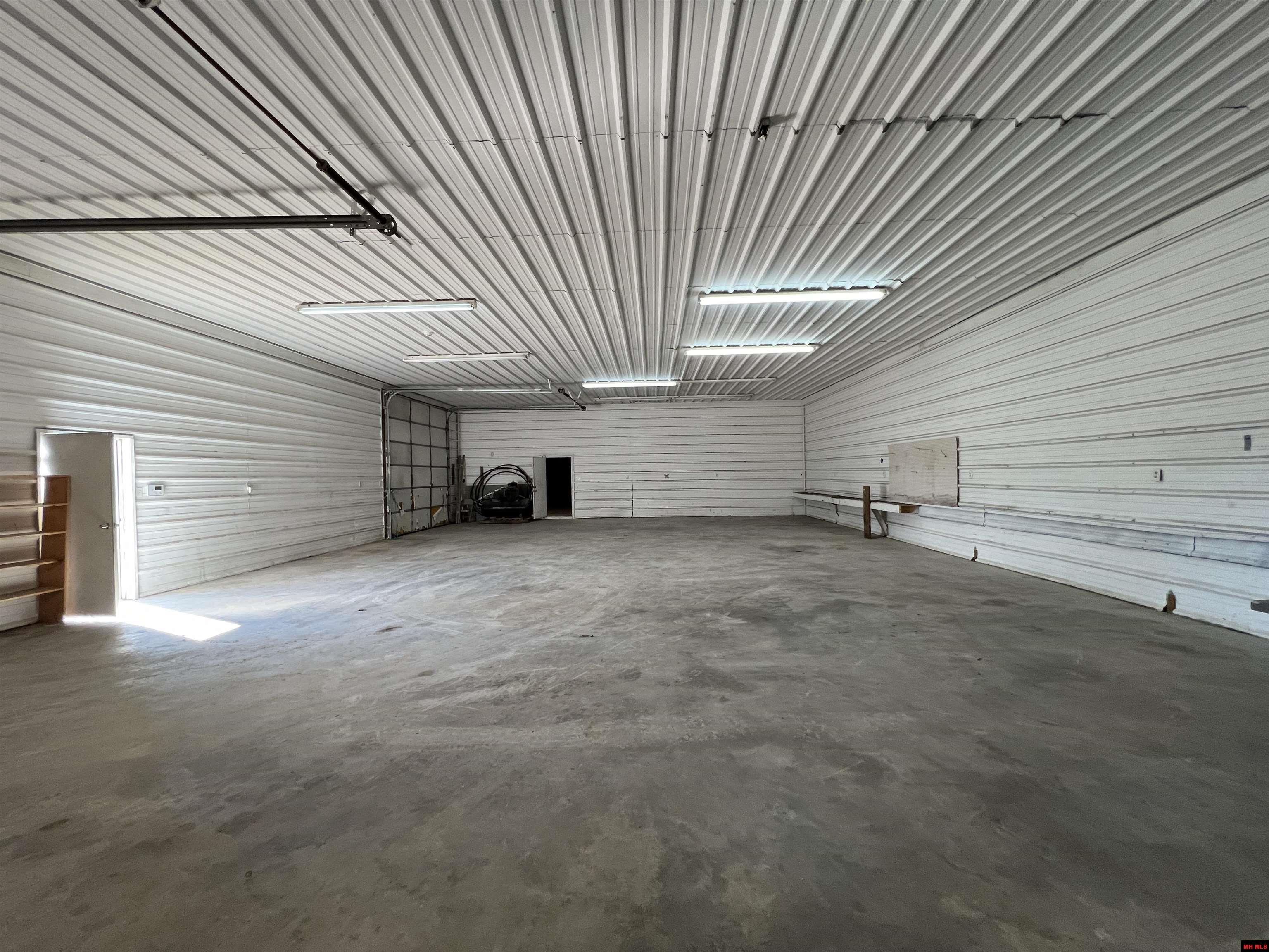 73 CR 842 Henderson, AR