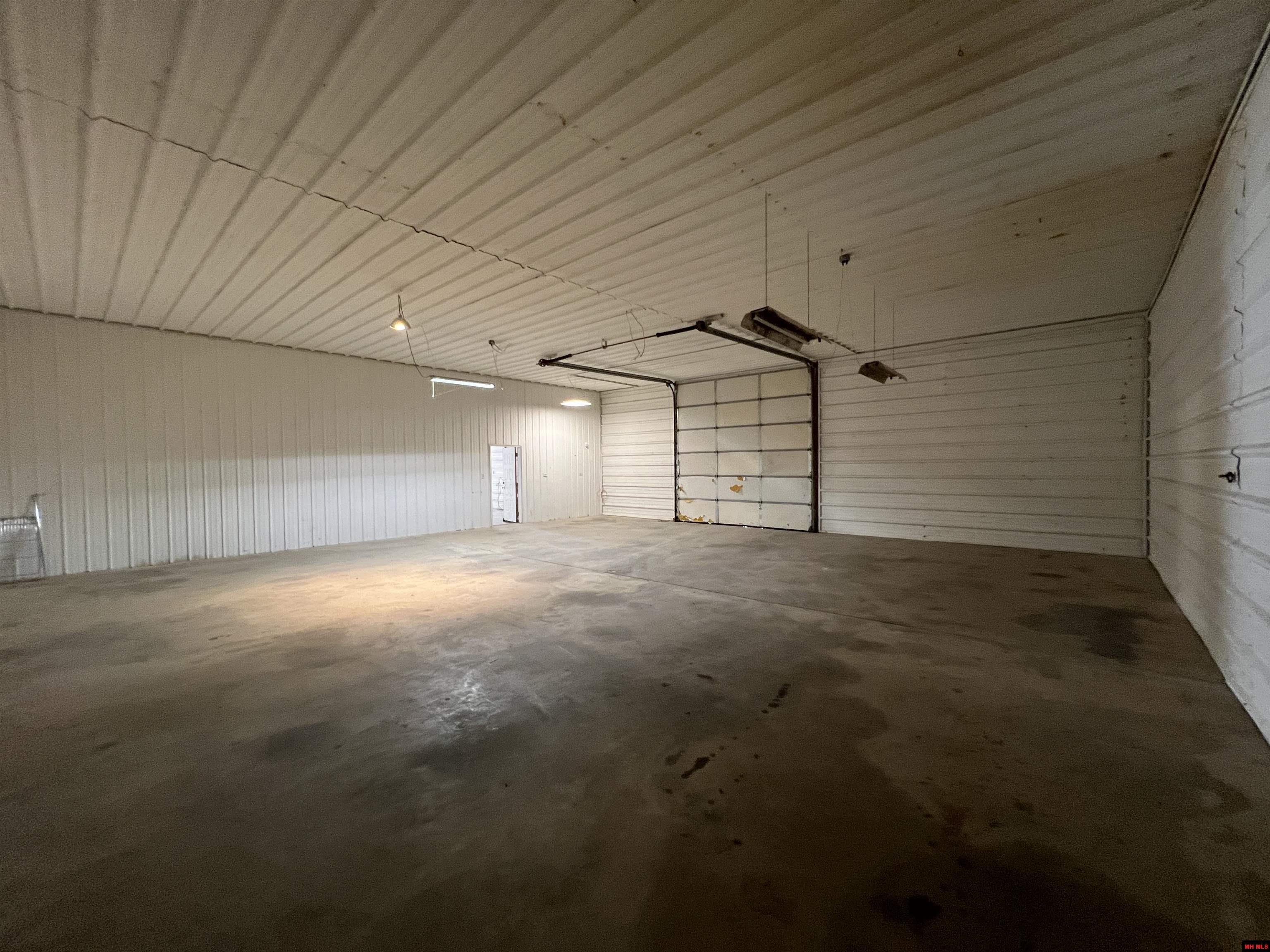 73 CR 842 Henderson, AR