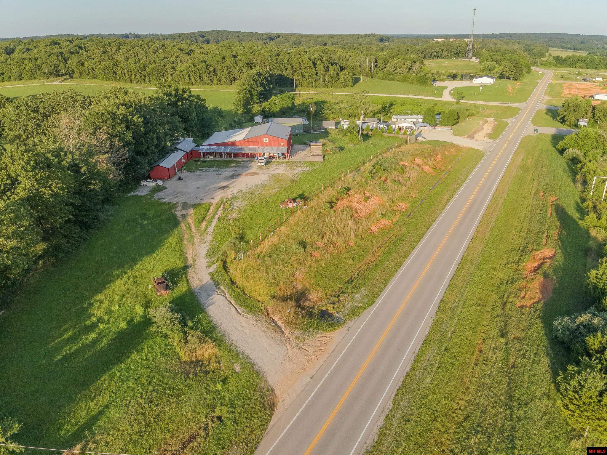 3768 Private Road 1271