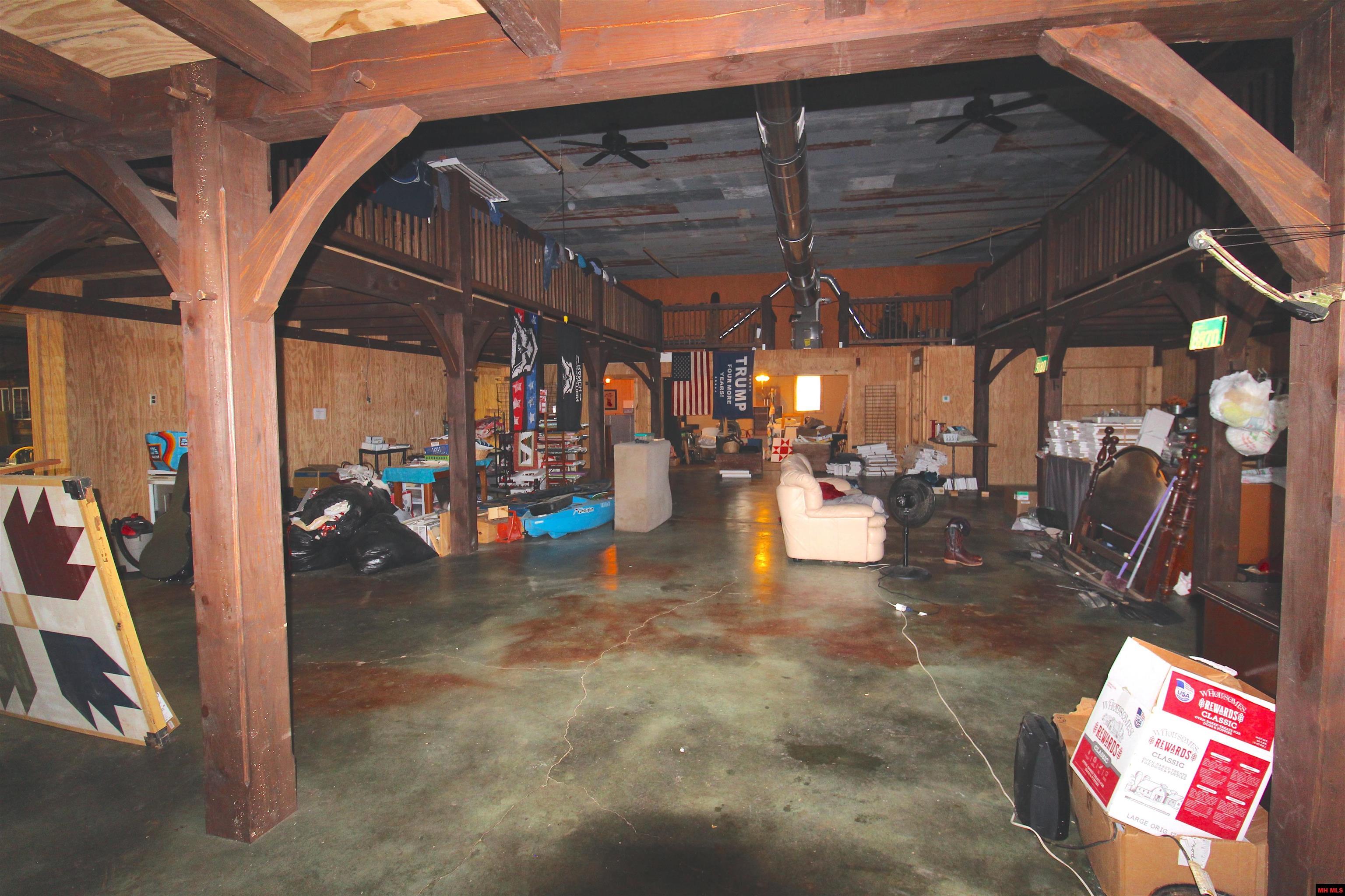 3768 Private Road 1271