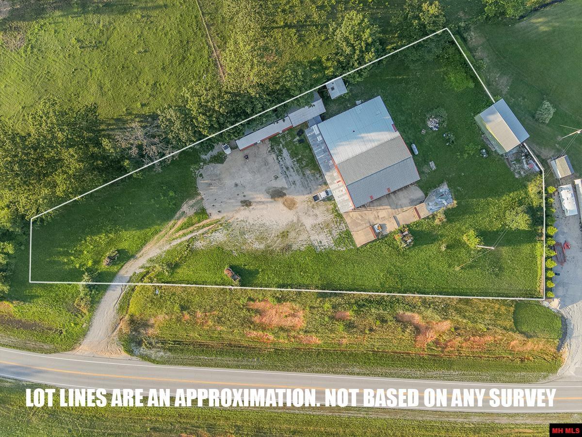 3768 Private Road 1271