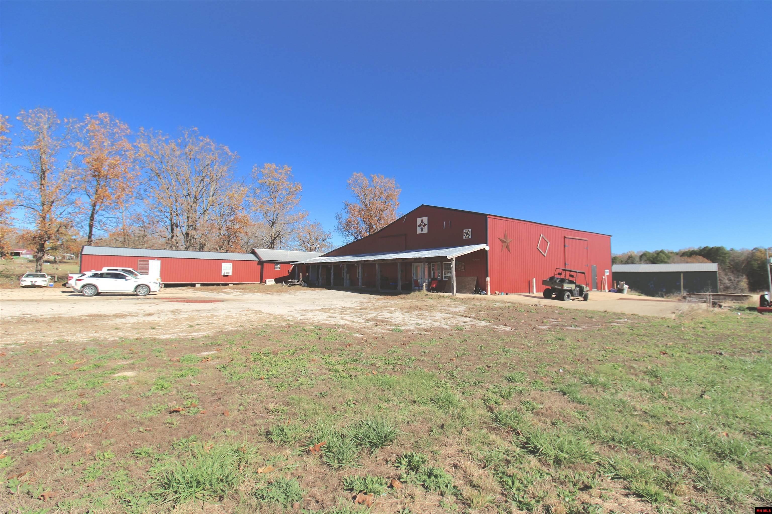 3768 Private Road 1271