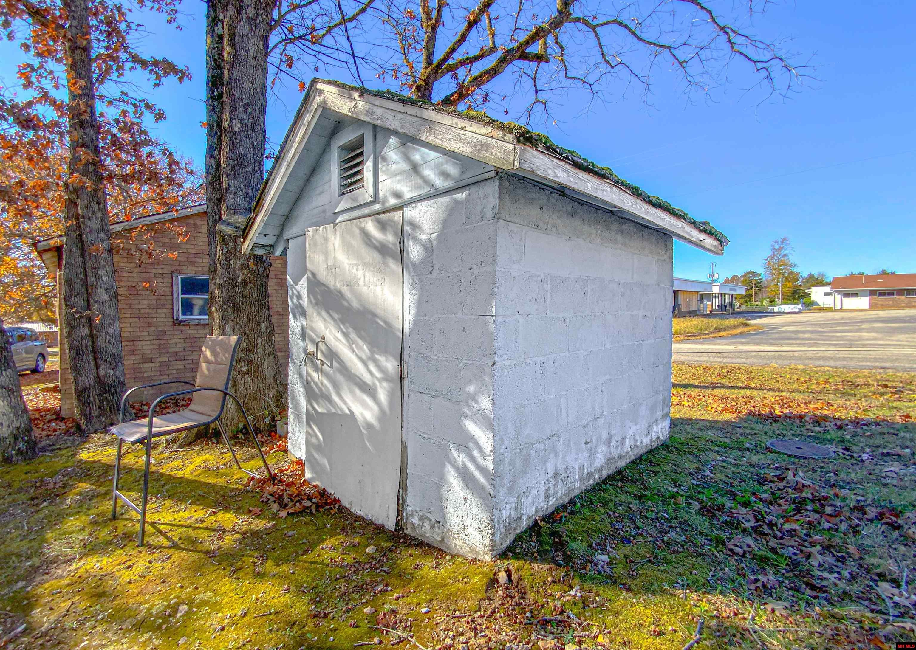 627 CENTRAL BOULEVARD Bull Shoals, AR
