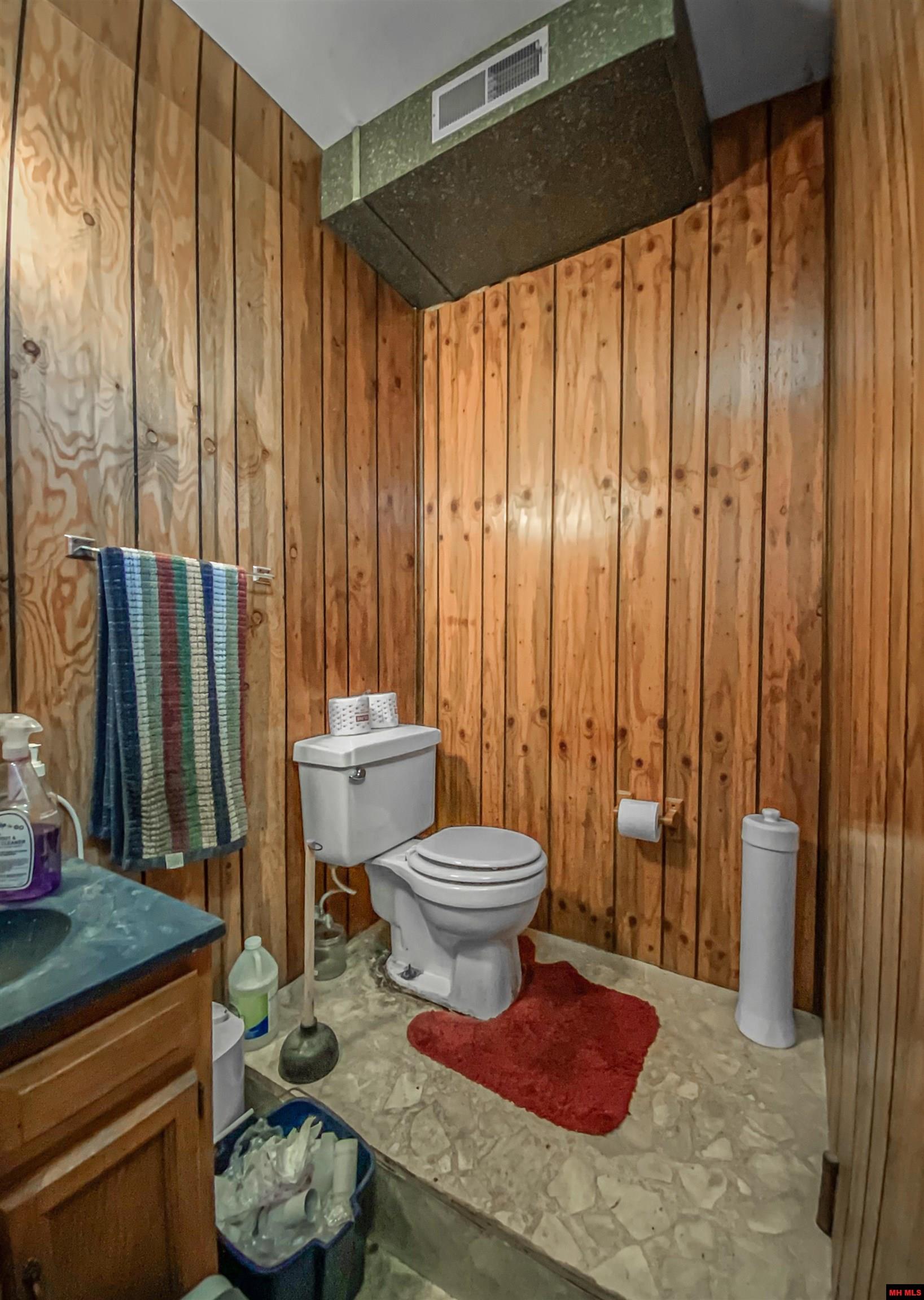 627 CENTRAL BOULEVARD Bull Shoals, AR