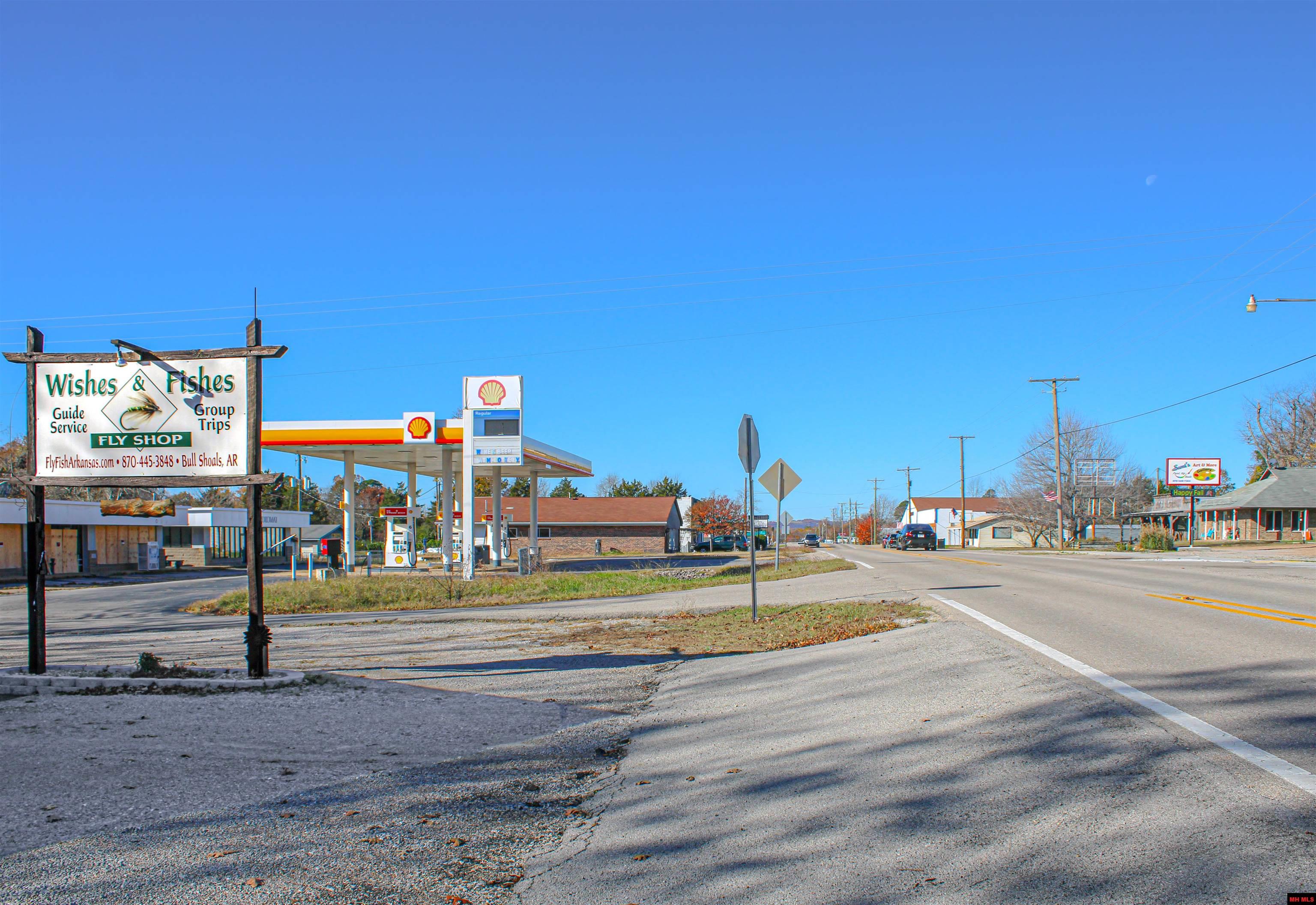 627 CENTRAL BOULEVARD Bull Shoals, AR