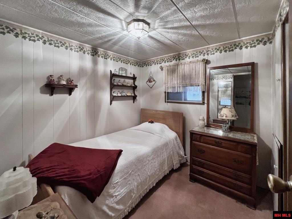 37 Private Road 1438