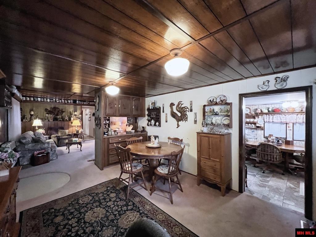 37 Private Road 1438