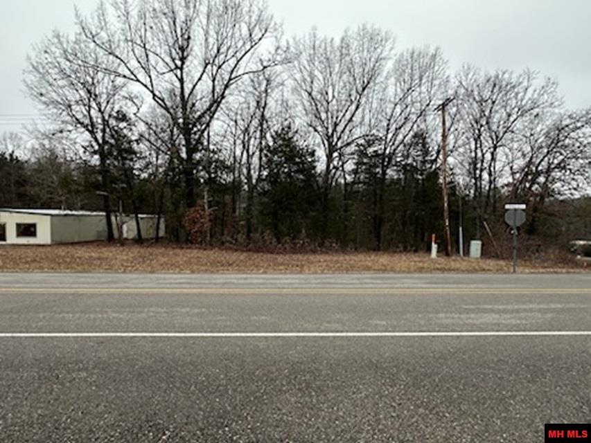 770 05121 000 Hwy 62/412 East