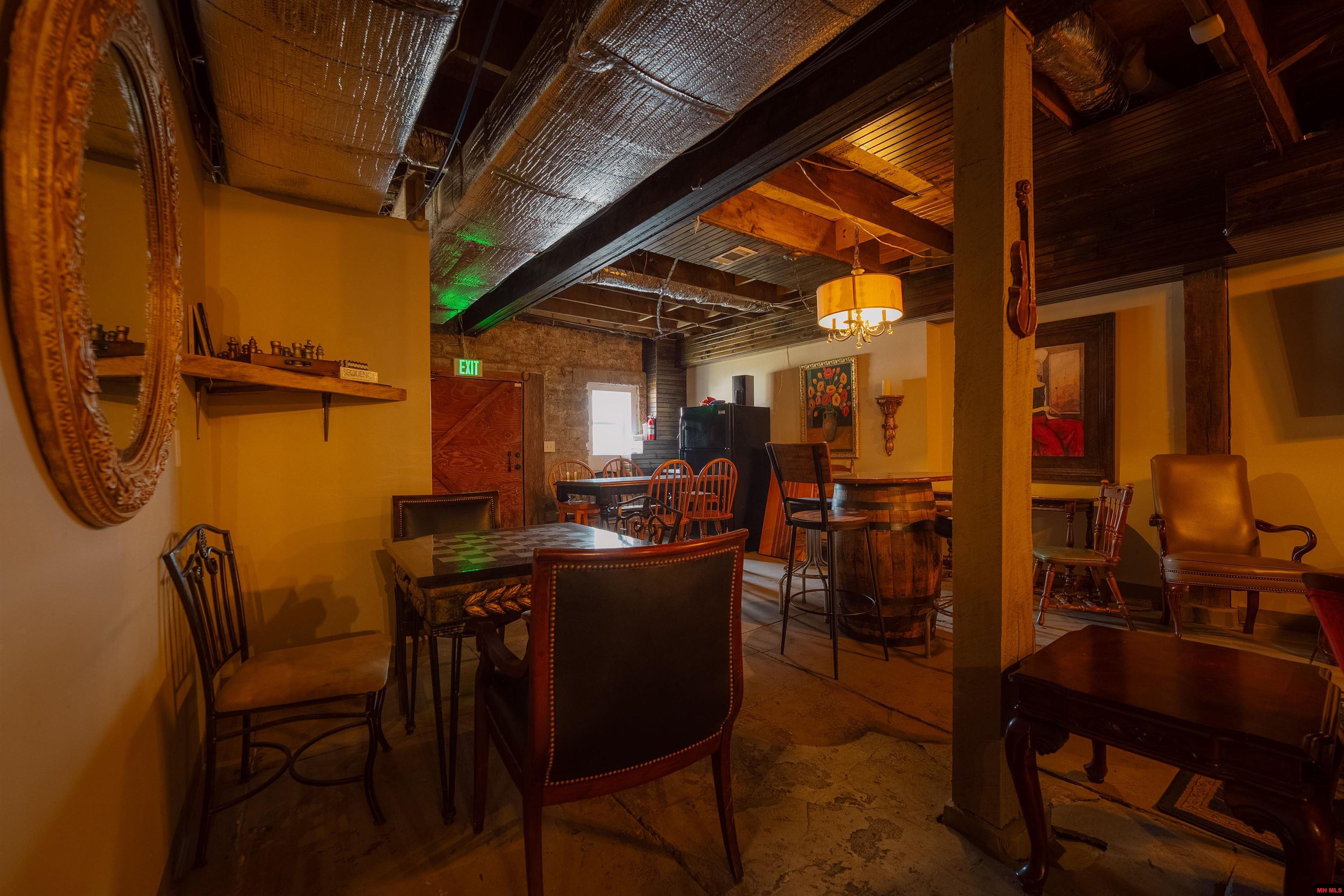 131 MAIN STREET Calico Rock, AR