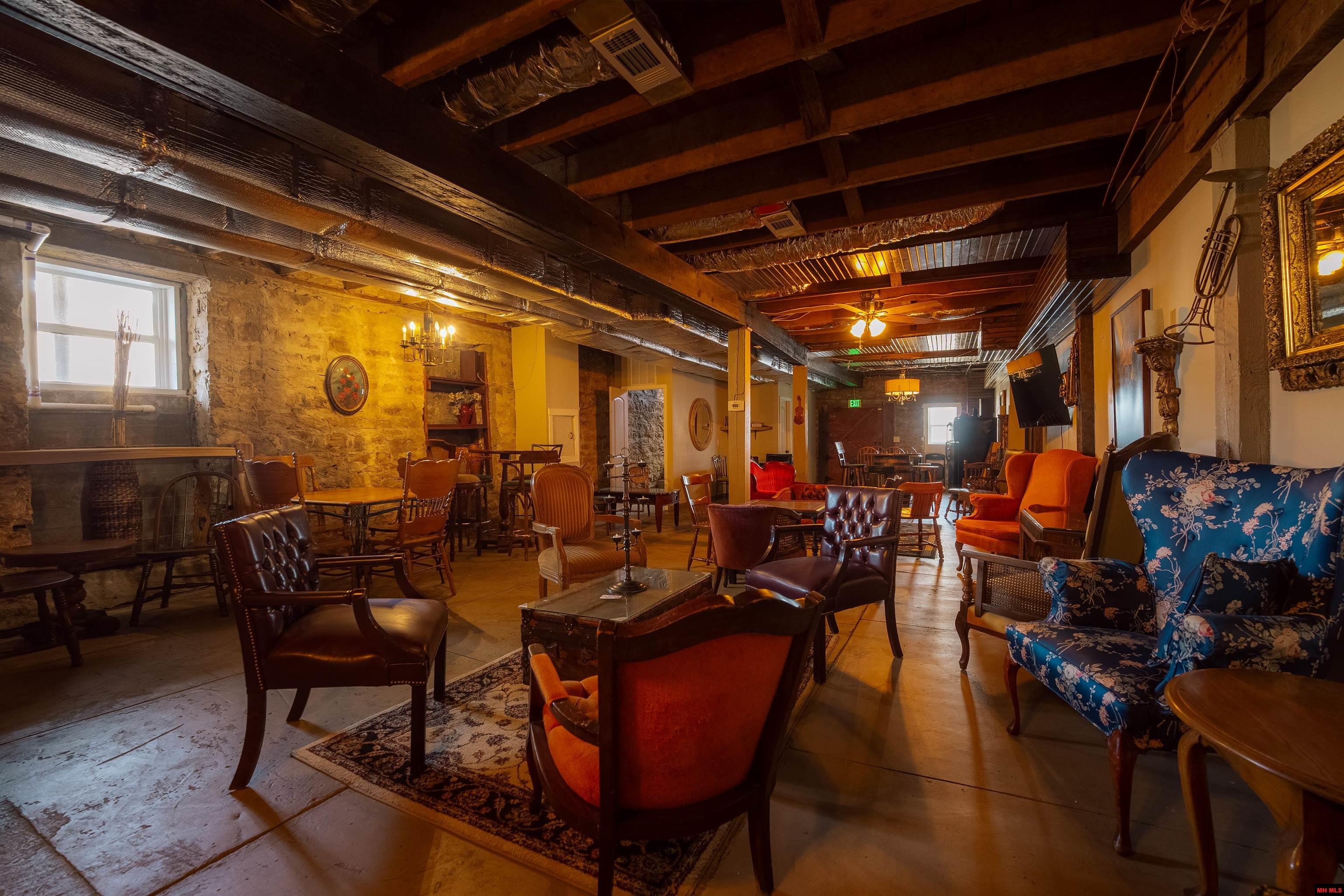 131 MAIN STREET Calico Rock, AR