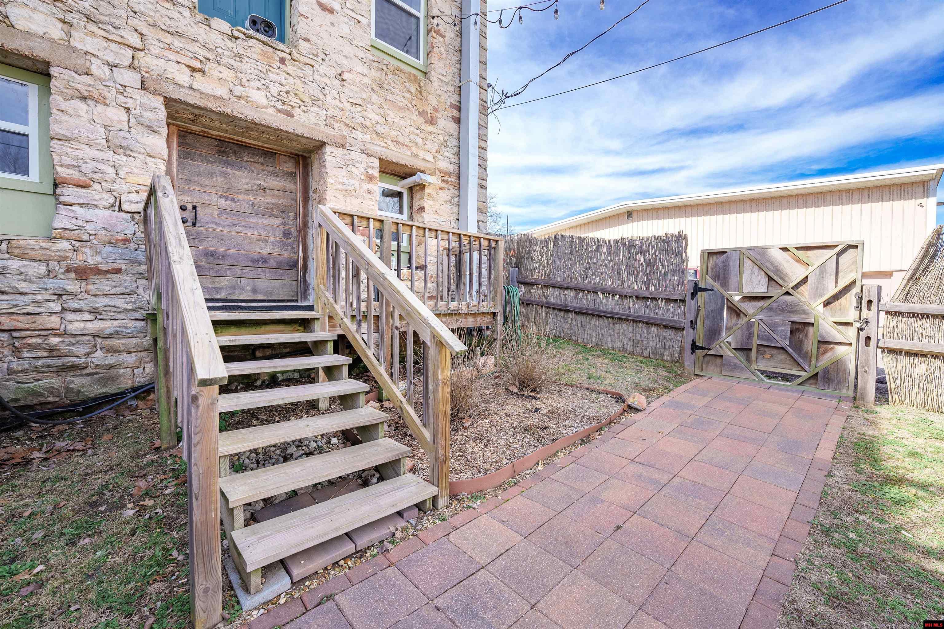 131 MAIN STREET Calico Rock, AR