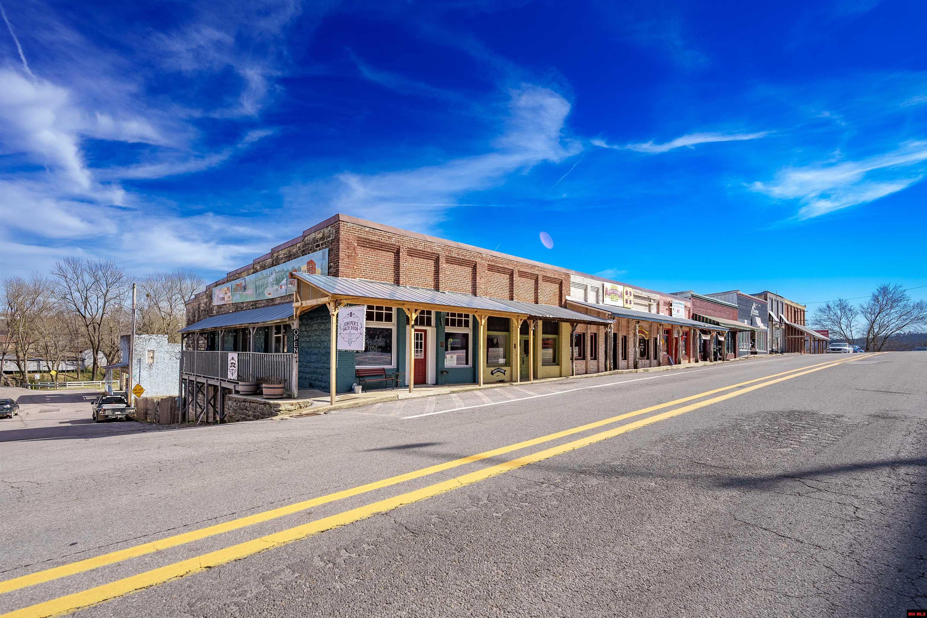 131 MAIN STREET Calico Rock, AR