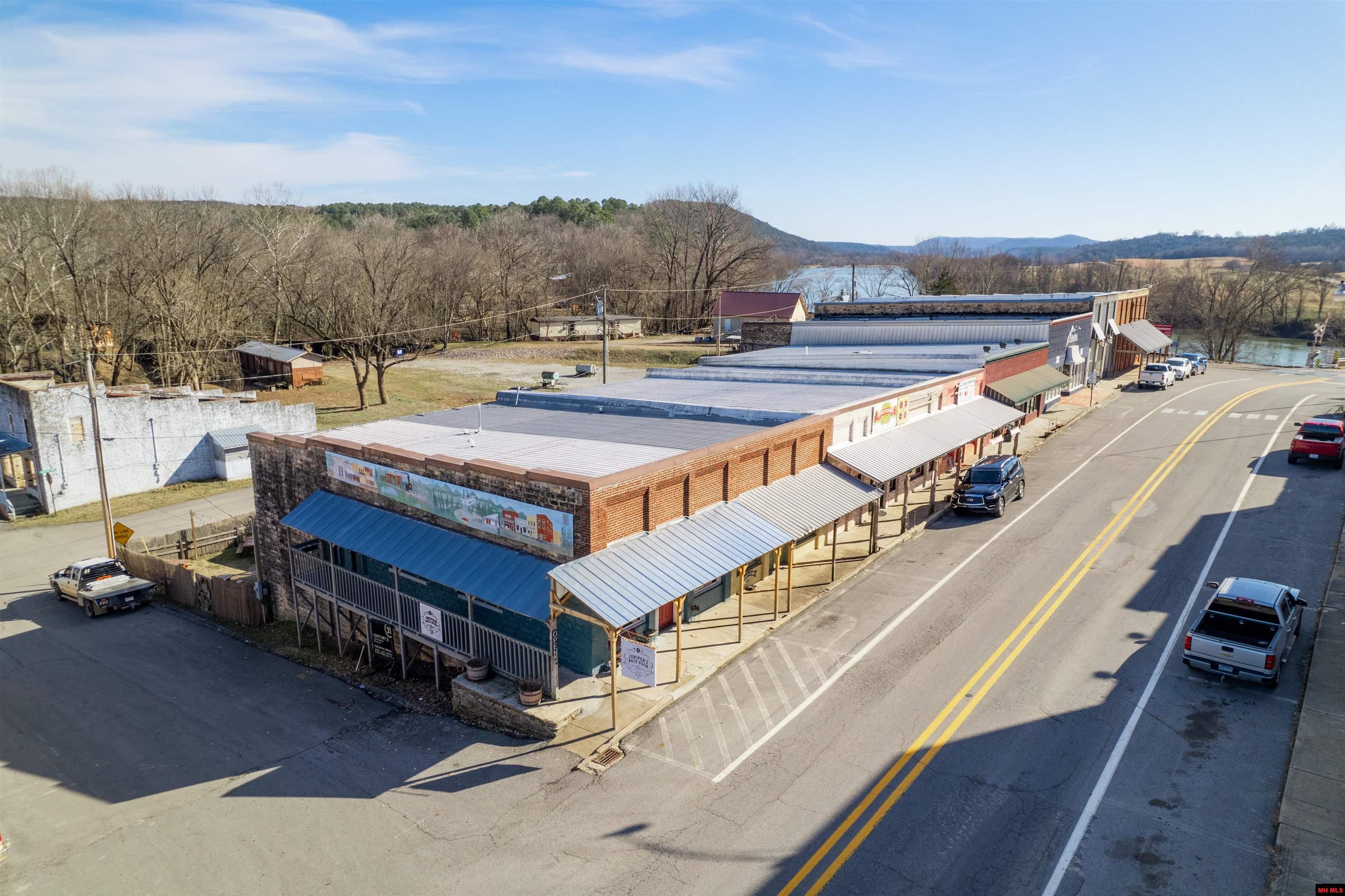 131 MAIN STREET Calico Rock, AR