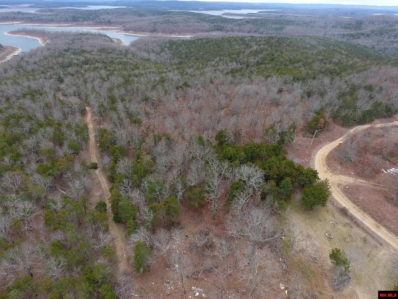 178 Round Robin Lane